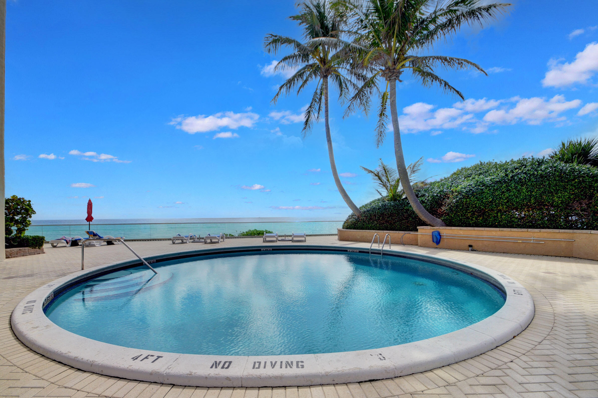 5440 N Ocean Drive 202