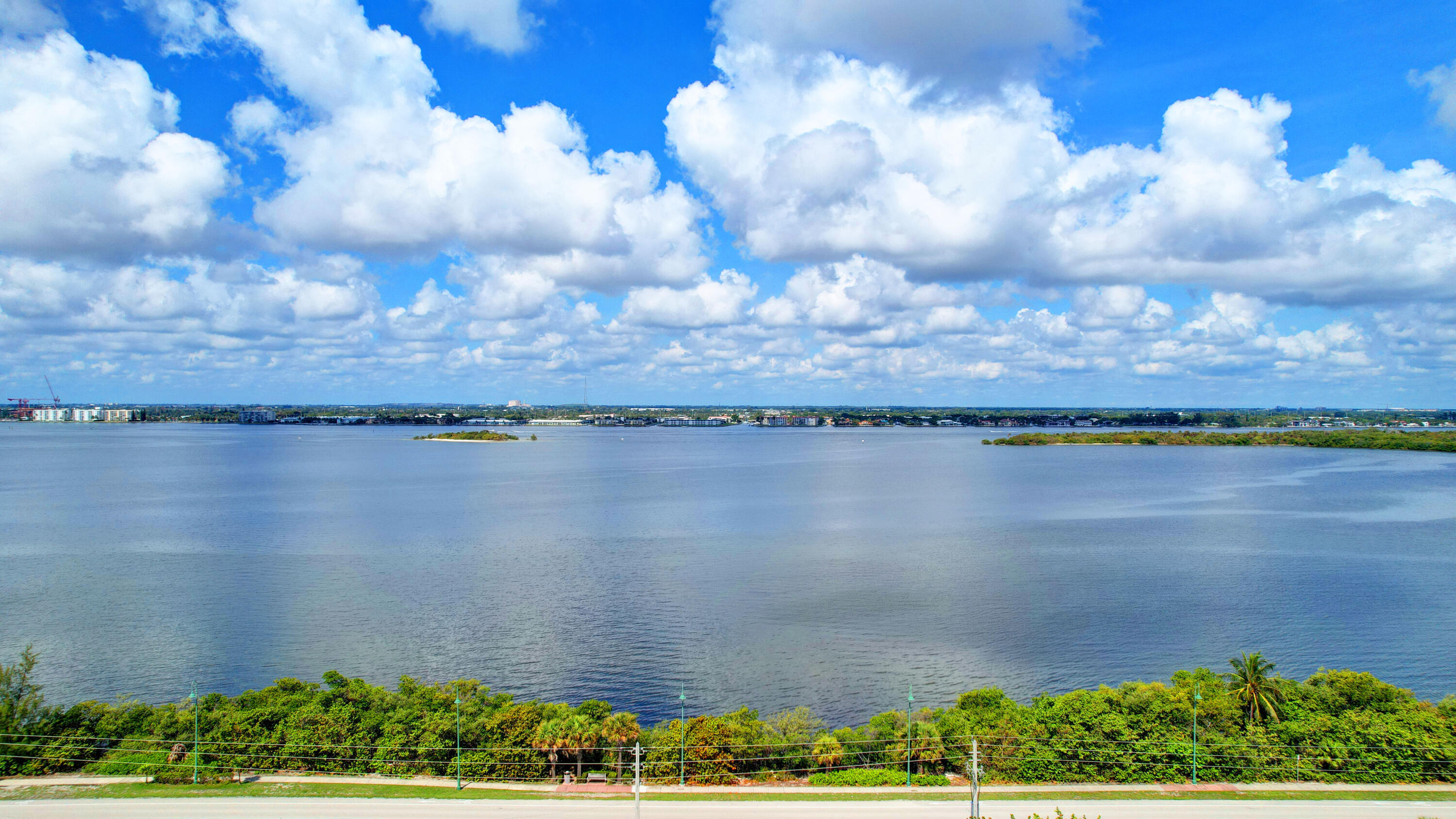 5440 N Ocean Drive 202