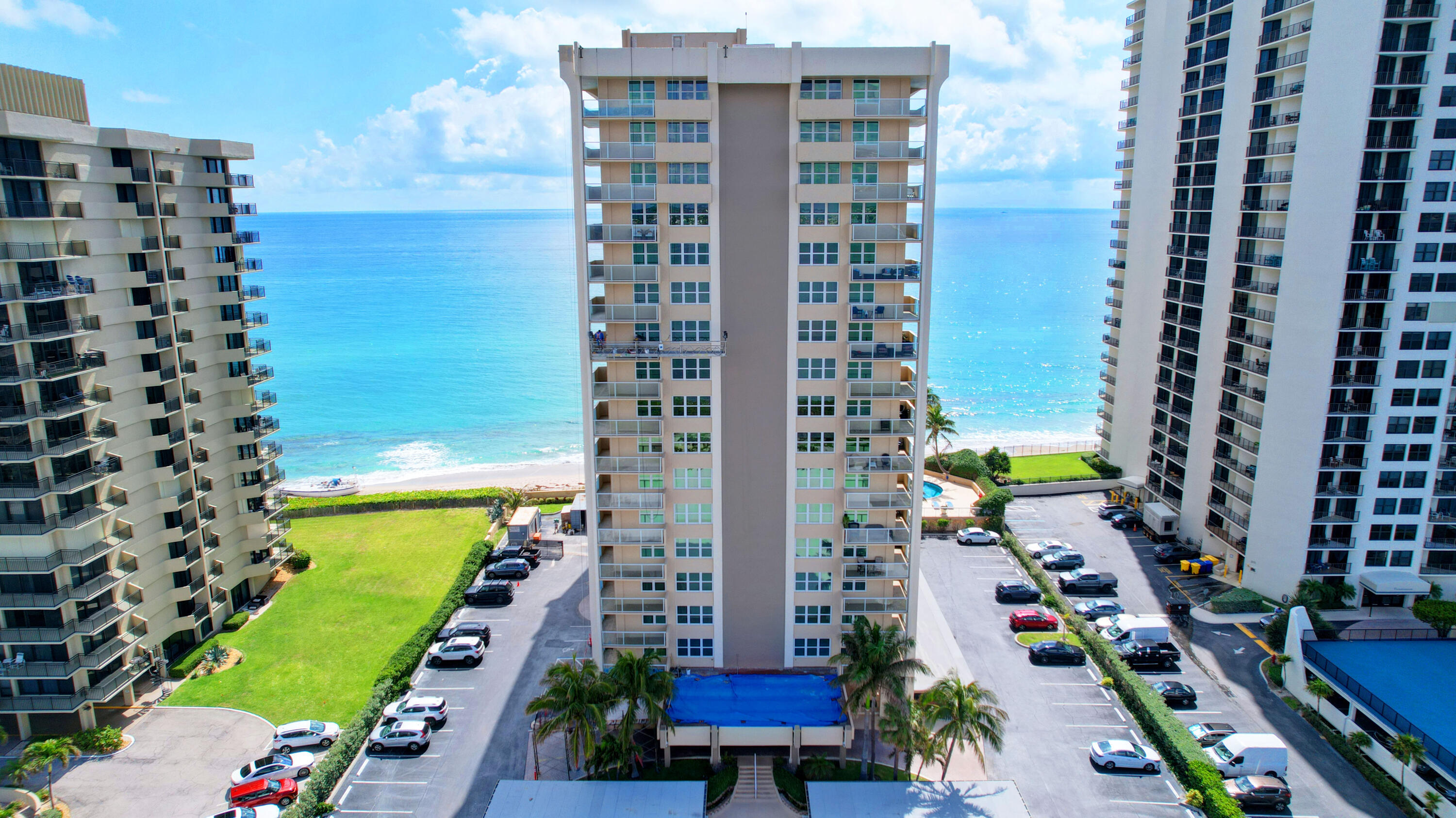 5440 N Ocean Drive 202