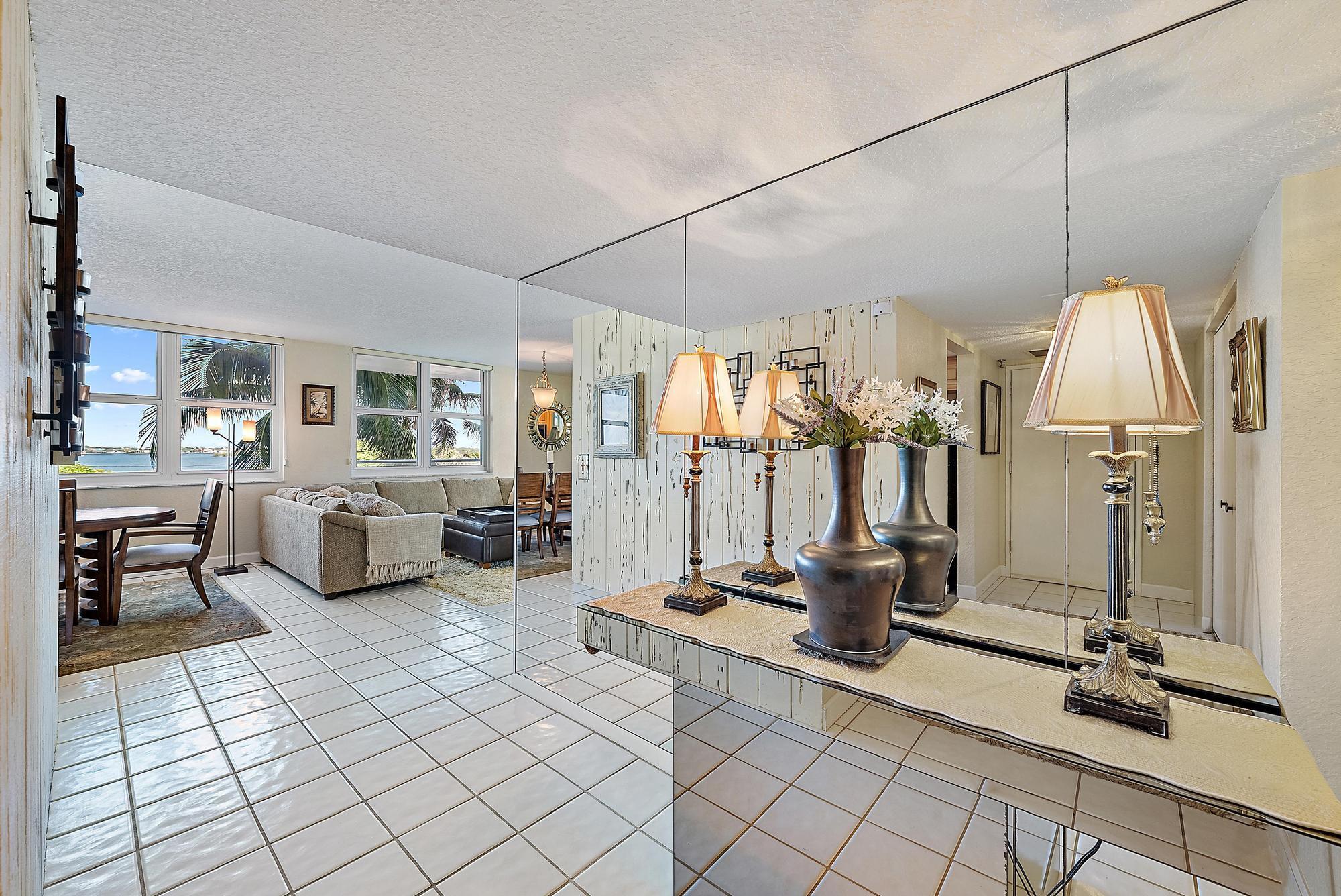5440 N Ocean Drive 202