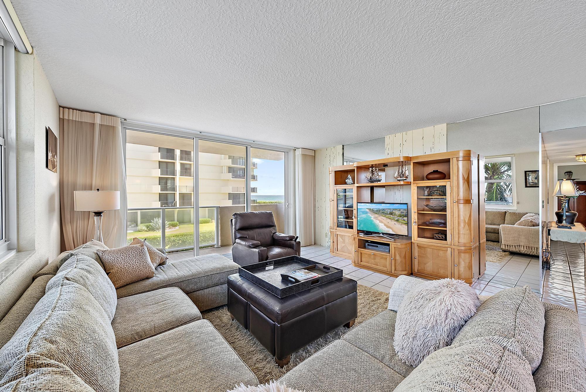 5440 N Ocean Drive 202