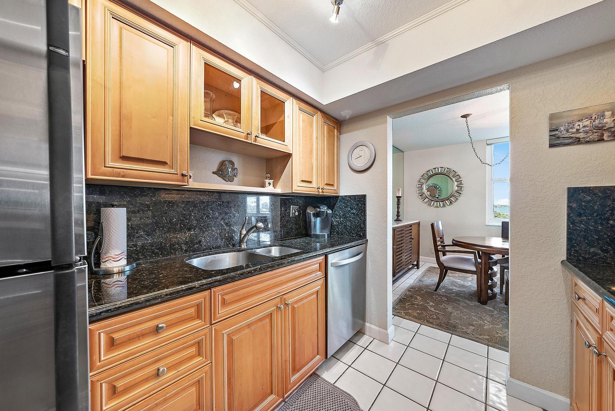 5440 N Ocean Drive 202