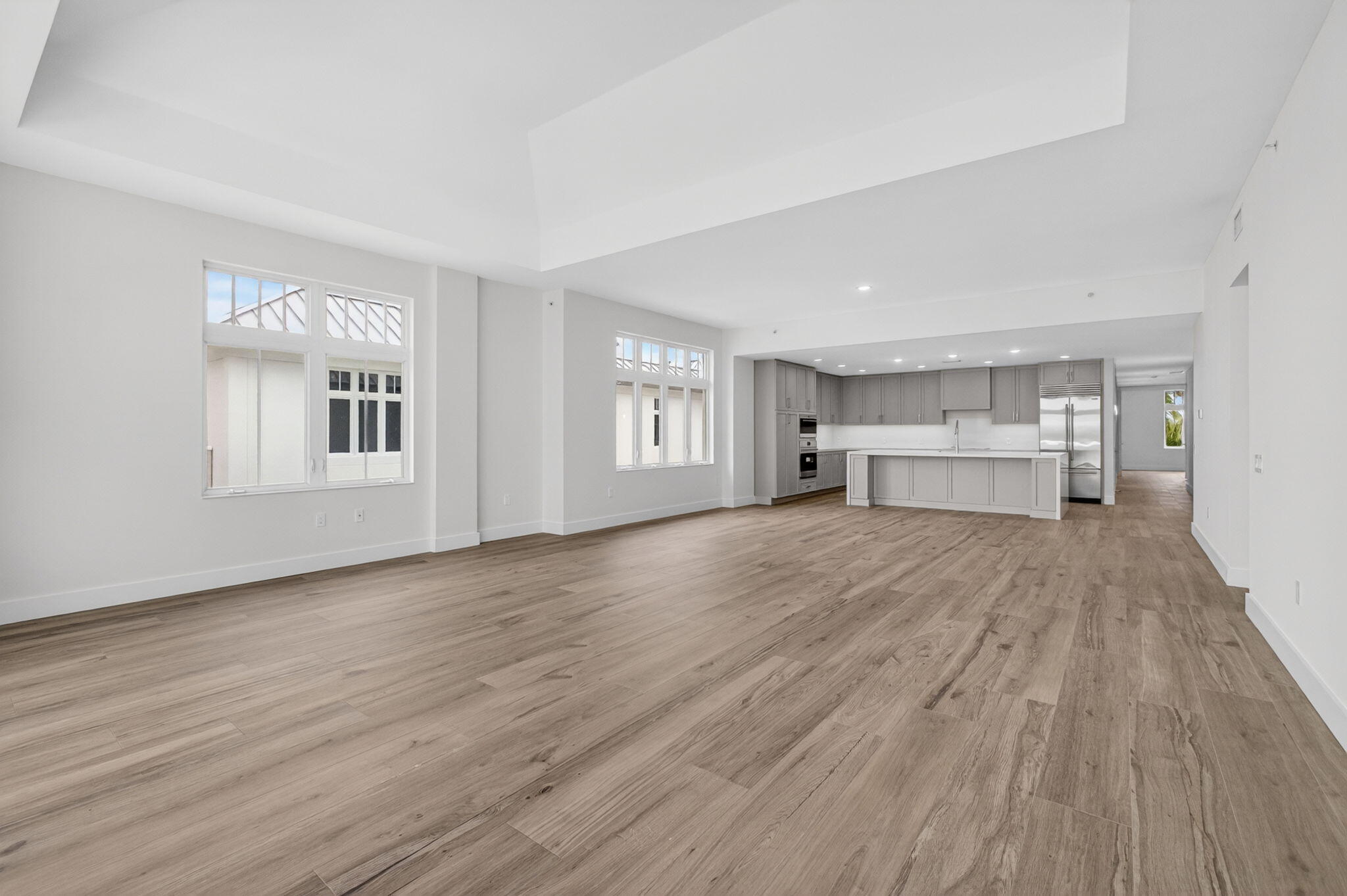 176 Lake Drive 1-302
