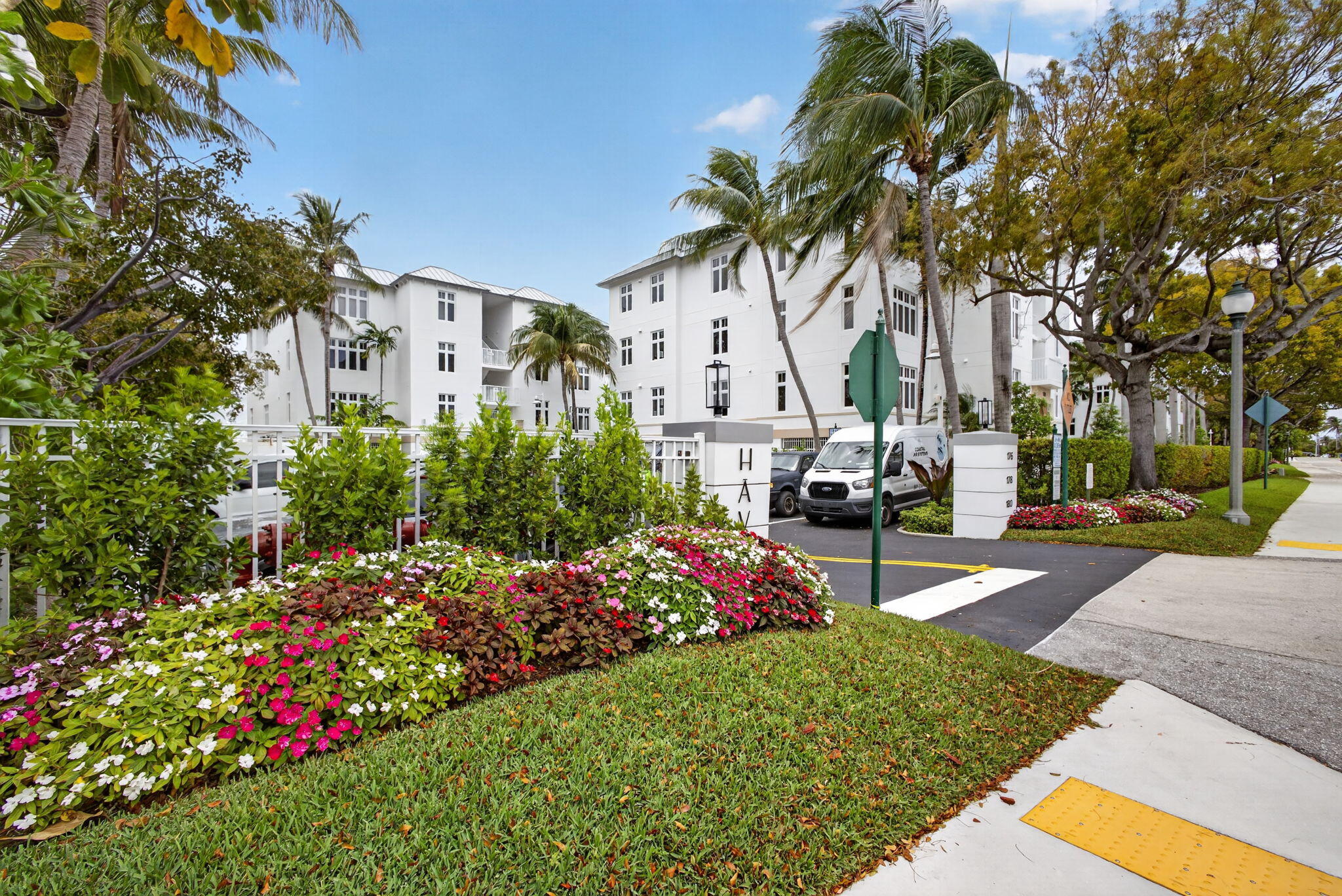 176 Lake Drive 1-302