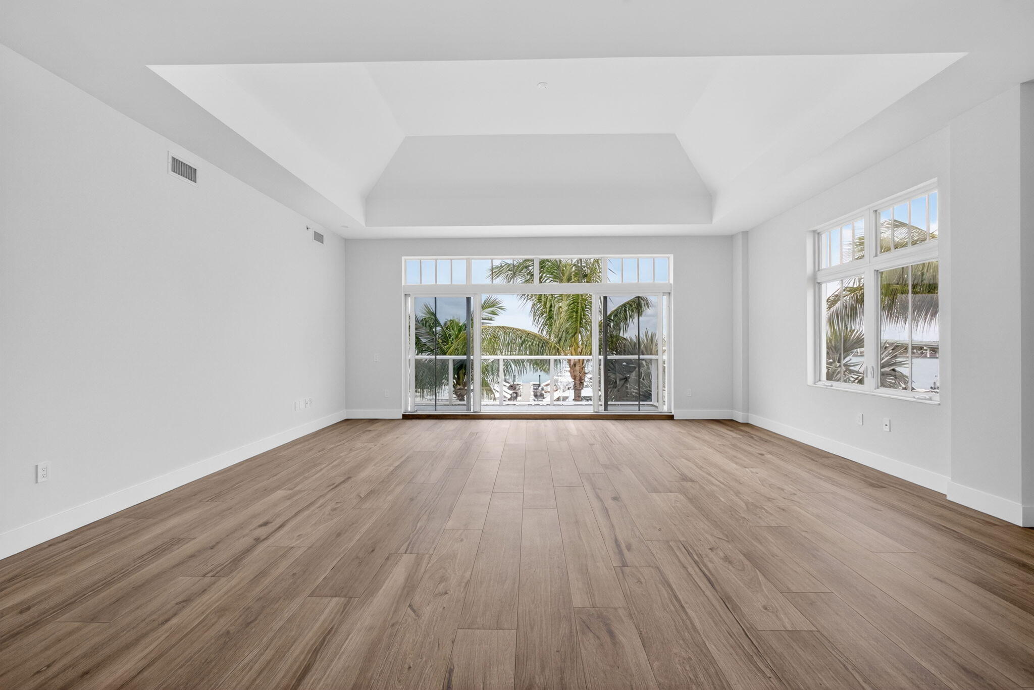 176 Lake Drive 1-302