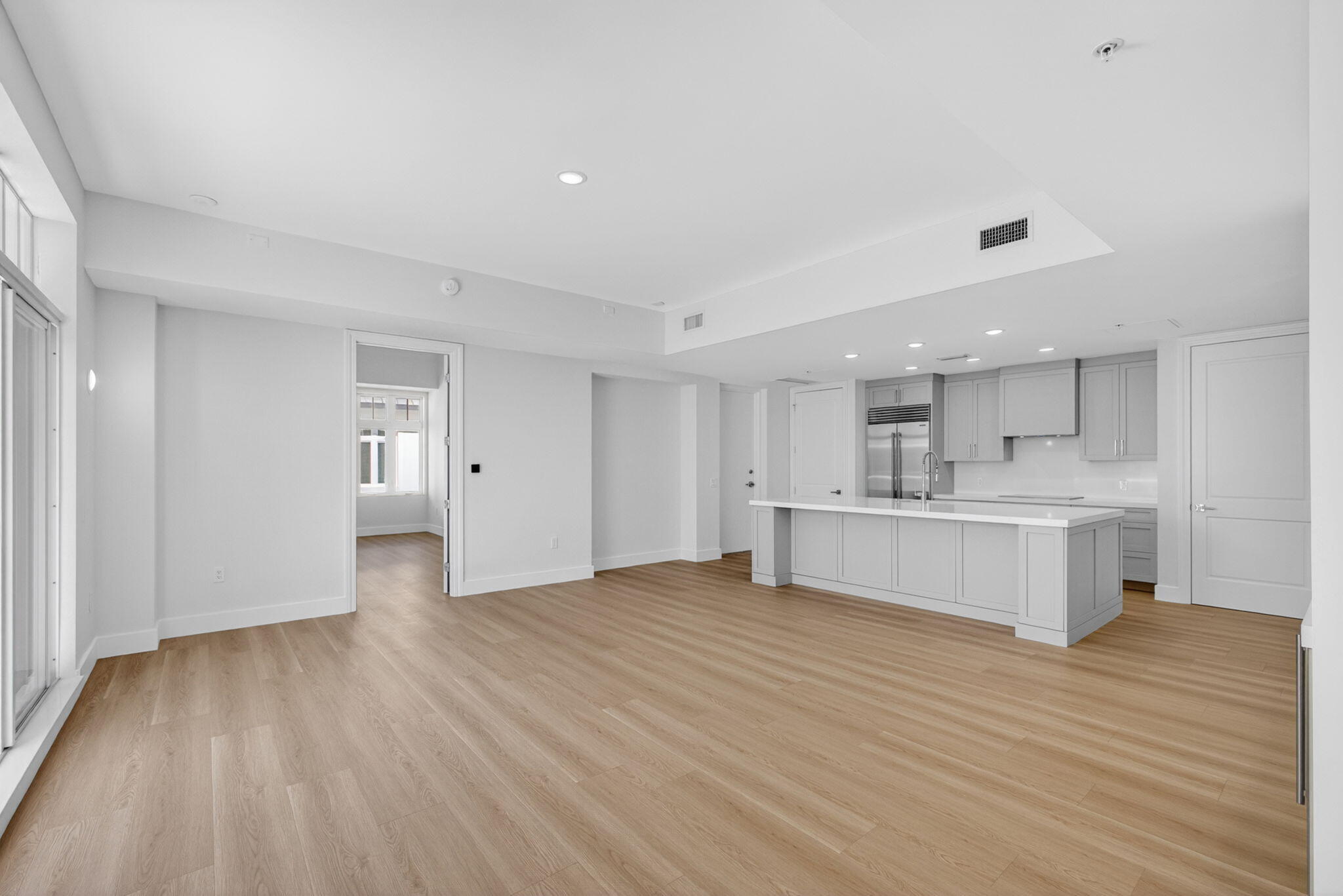 182 Lake Drive 5-301