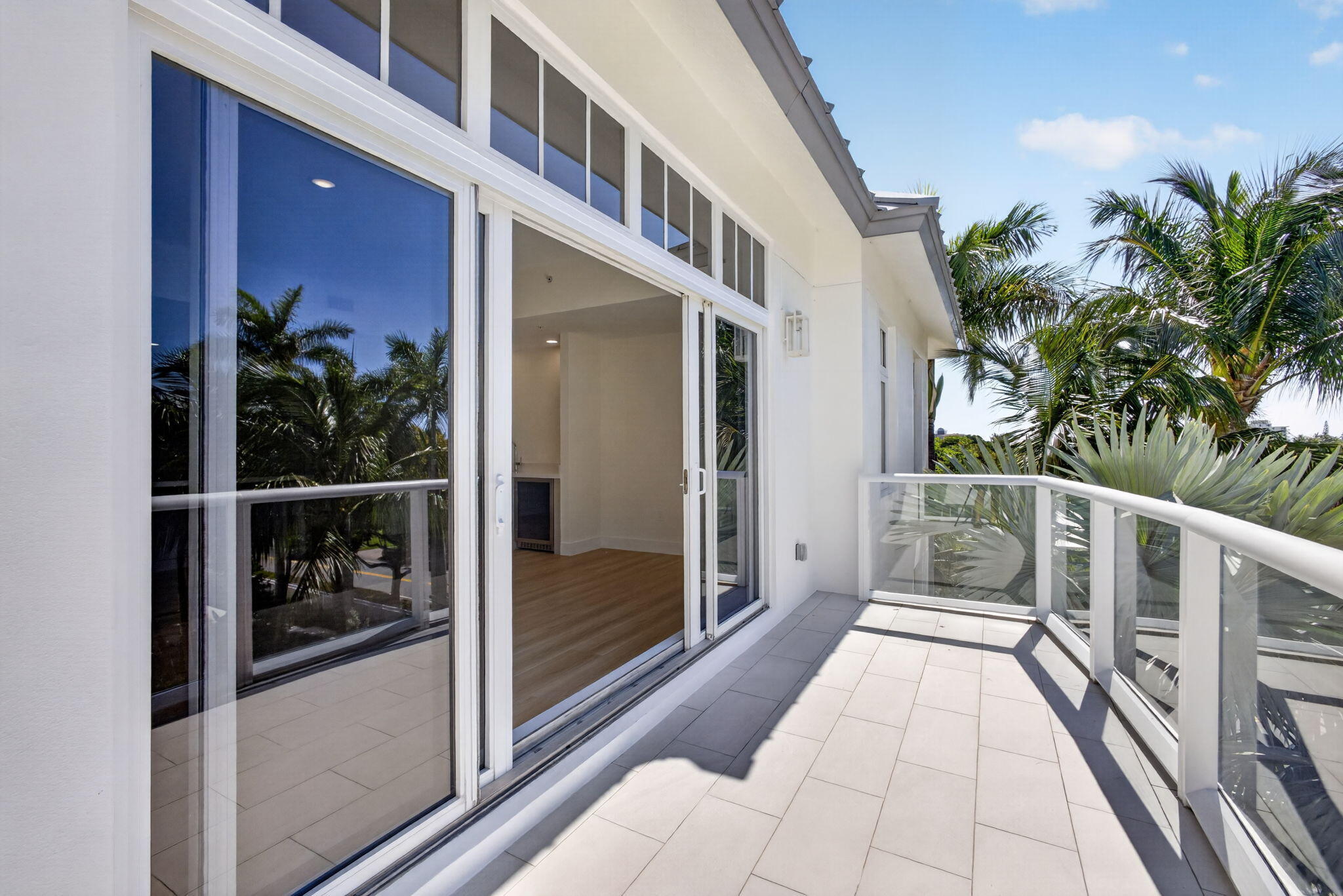 182 Lake Drive 5-301