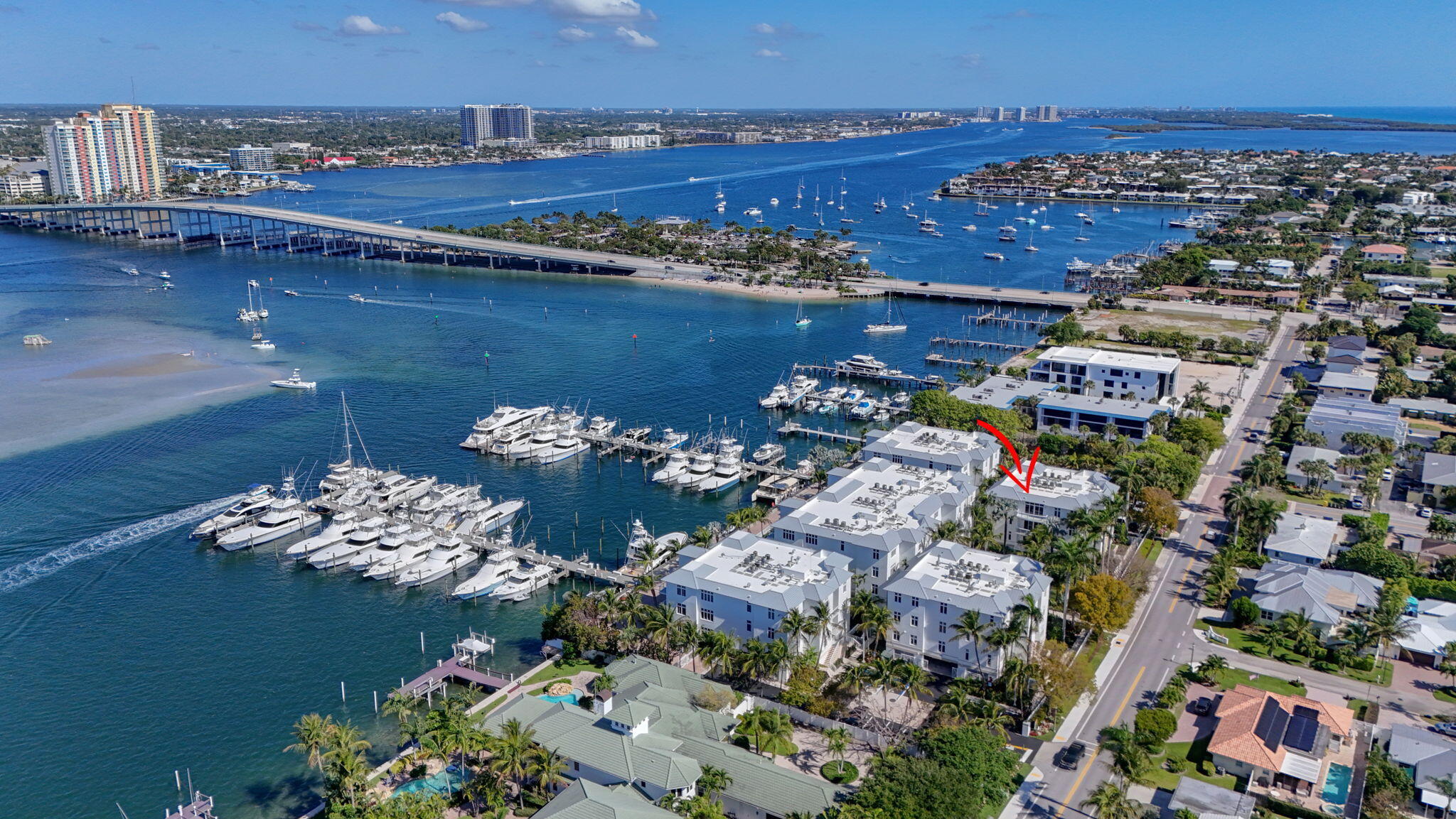 182 Lake Drive 5-301