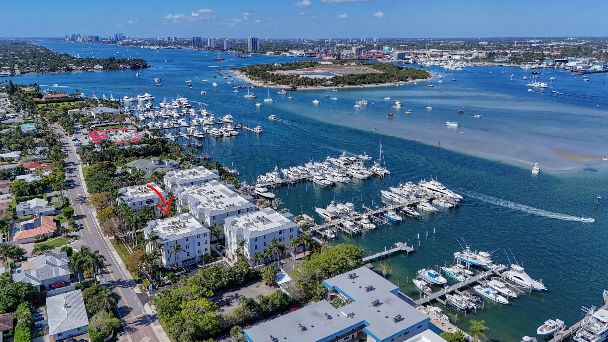 182 Lake Drive 5-301