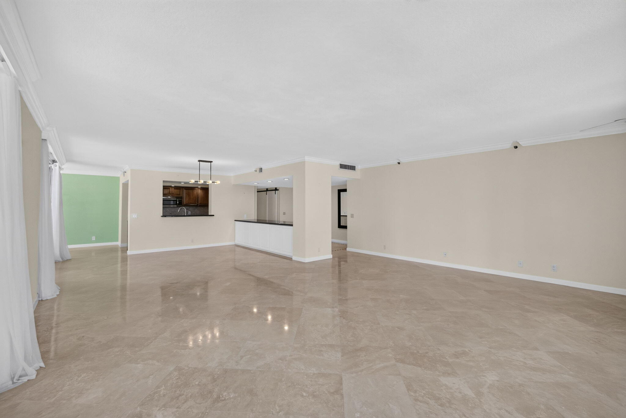 4000 N Ocean Drive 403