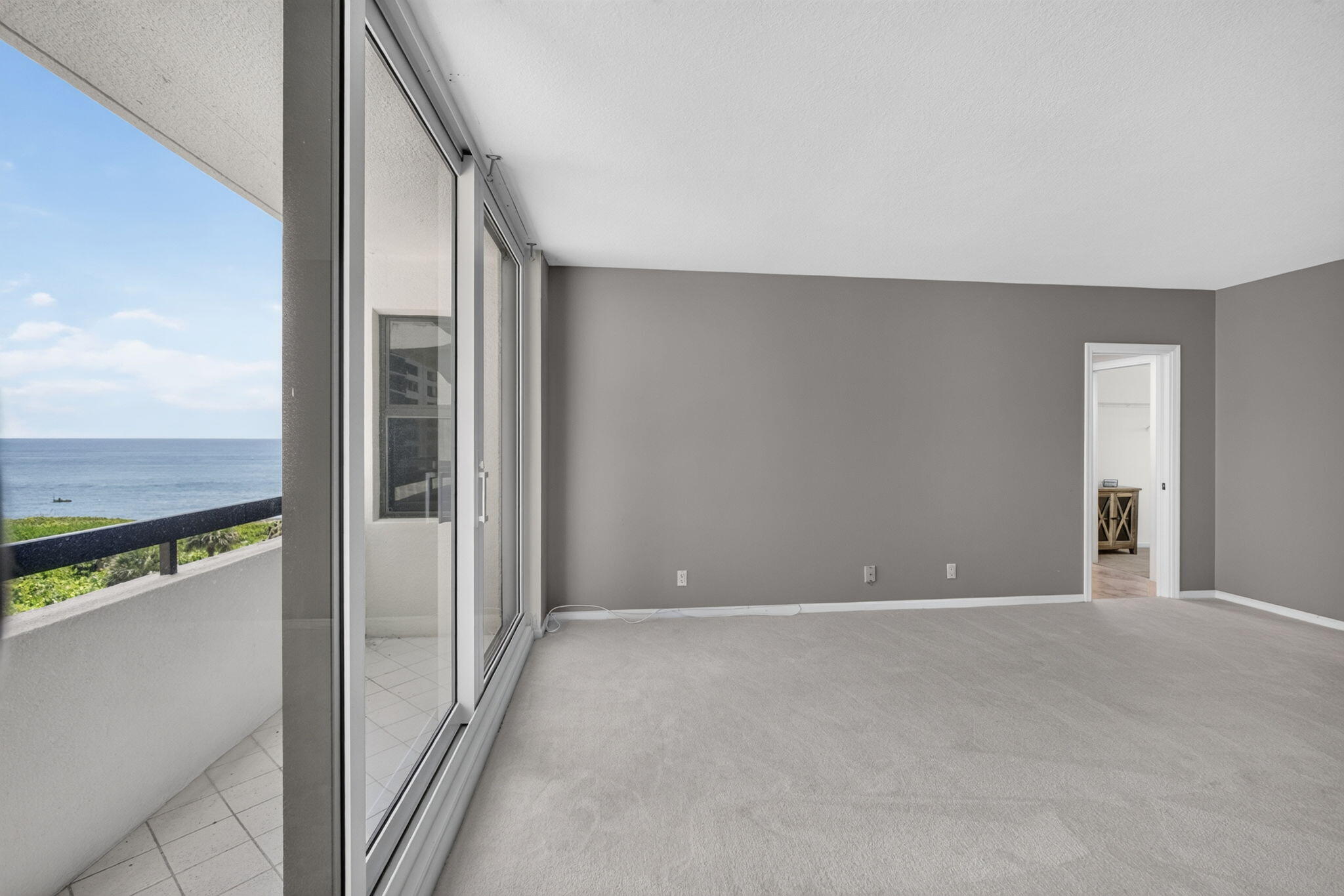 4000 N Ocean Drive 403
