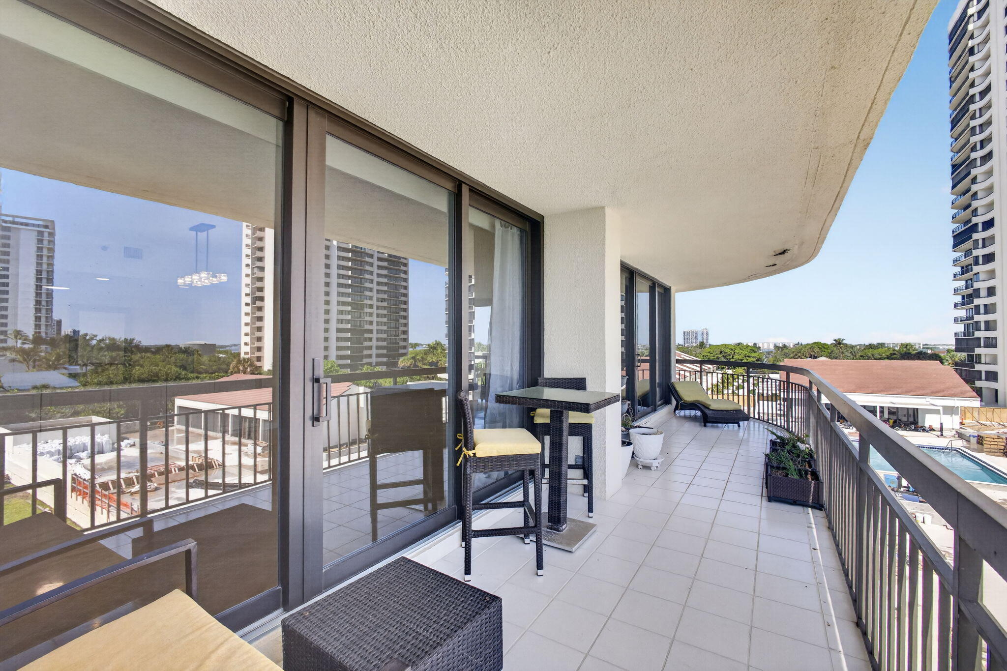 4000 N Ocean Drive 403