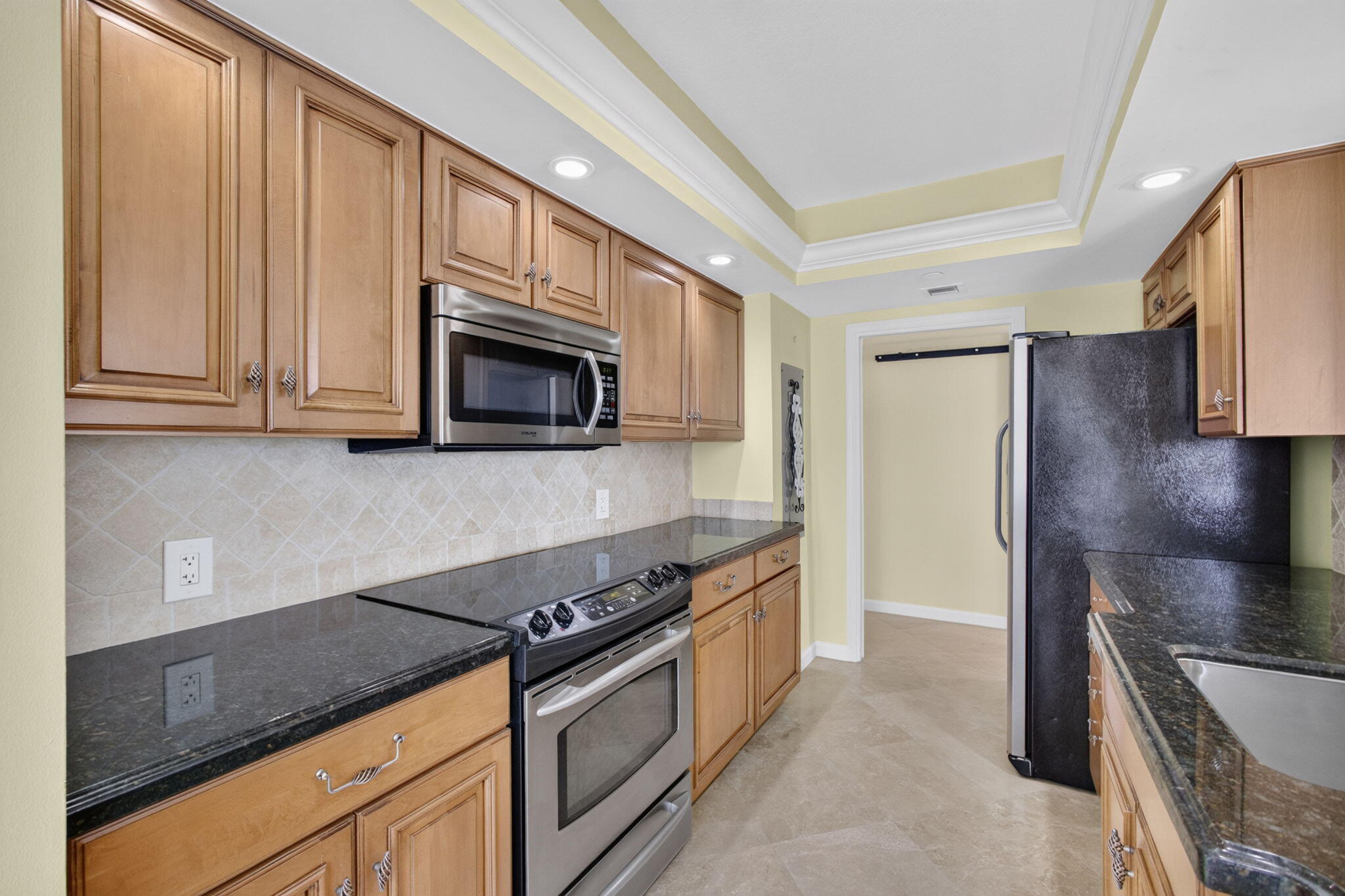 4000 N Ocean Drive 403