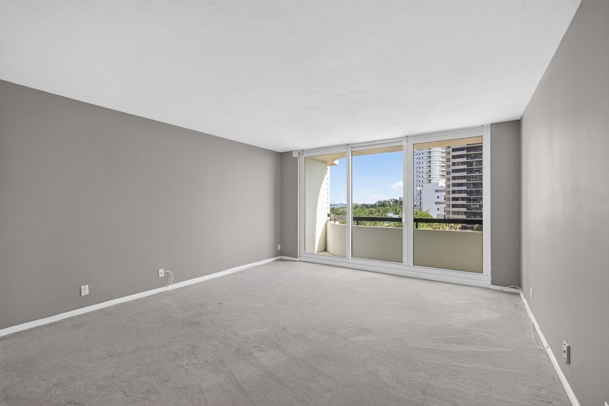 4000 N Ocean Drive 403