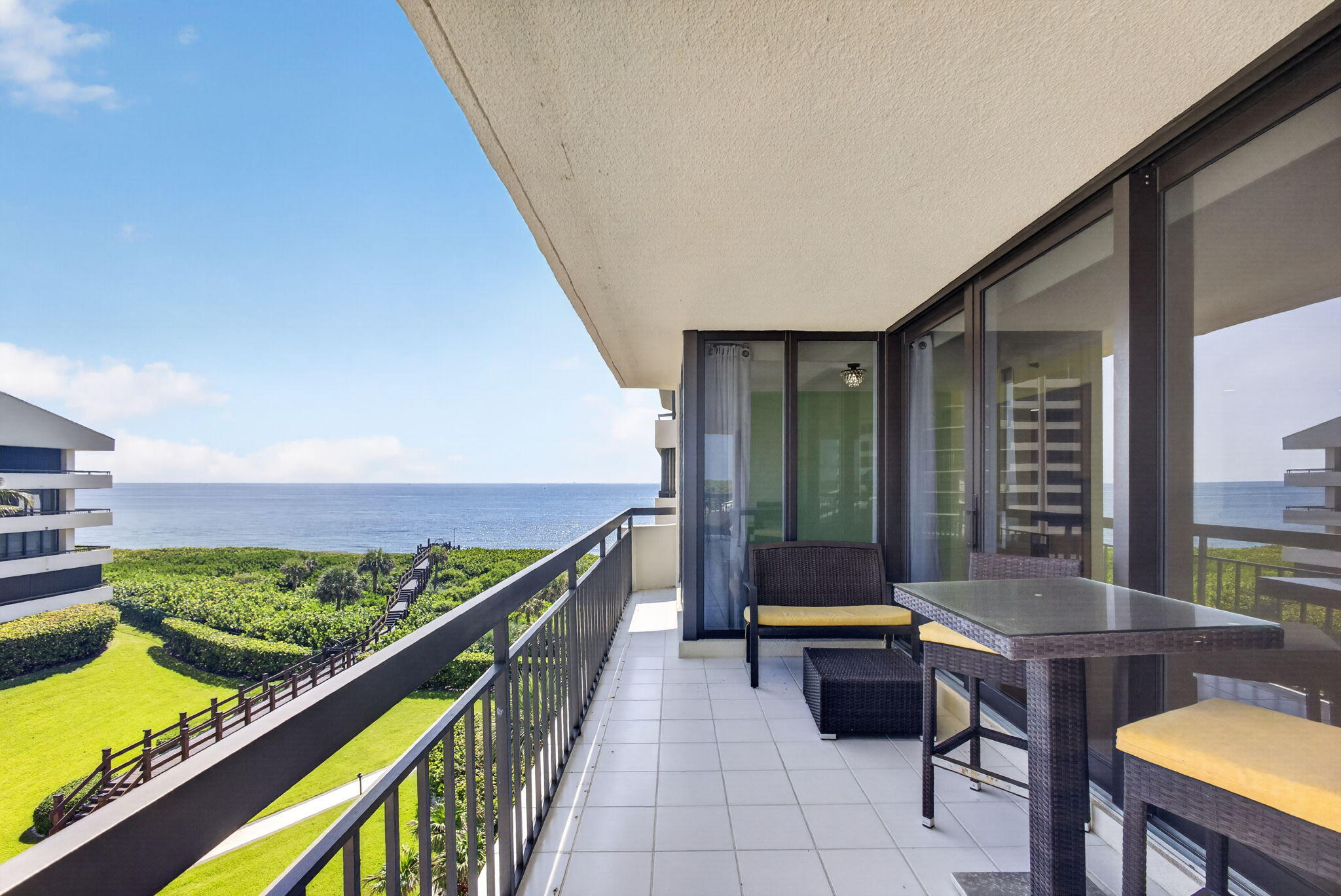 4000 N Ocean Drive 403