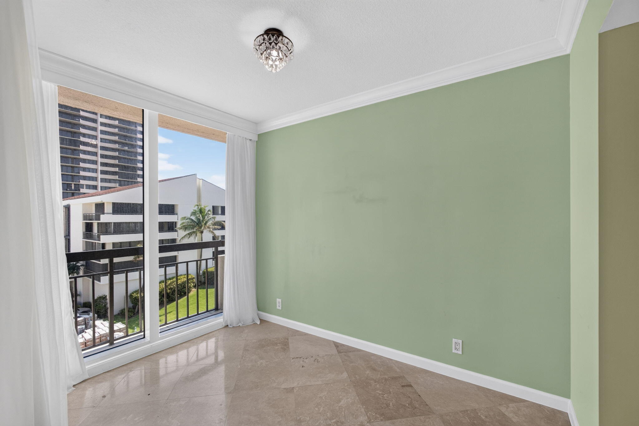 4000 N Ocean Drive 403