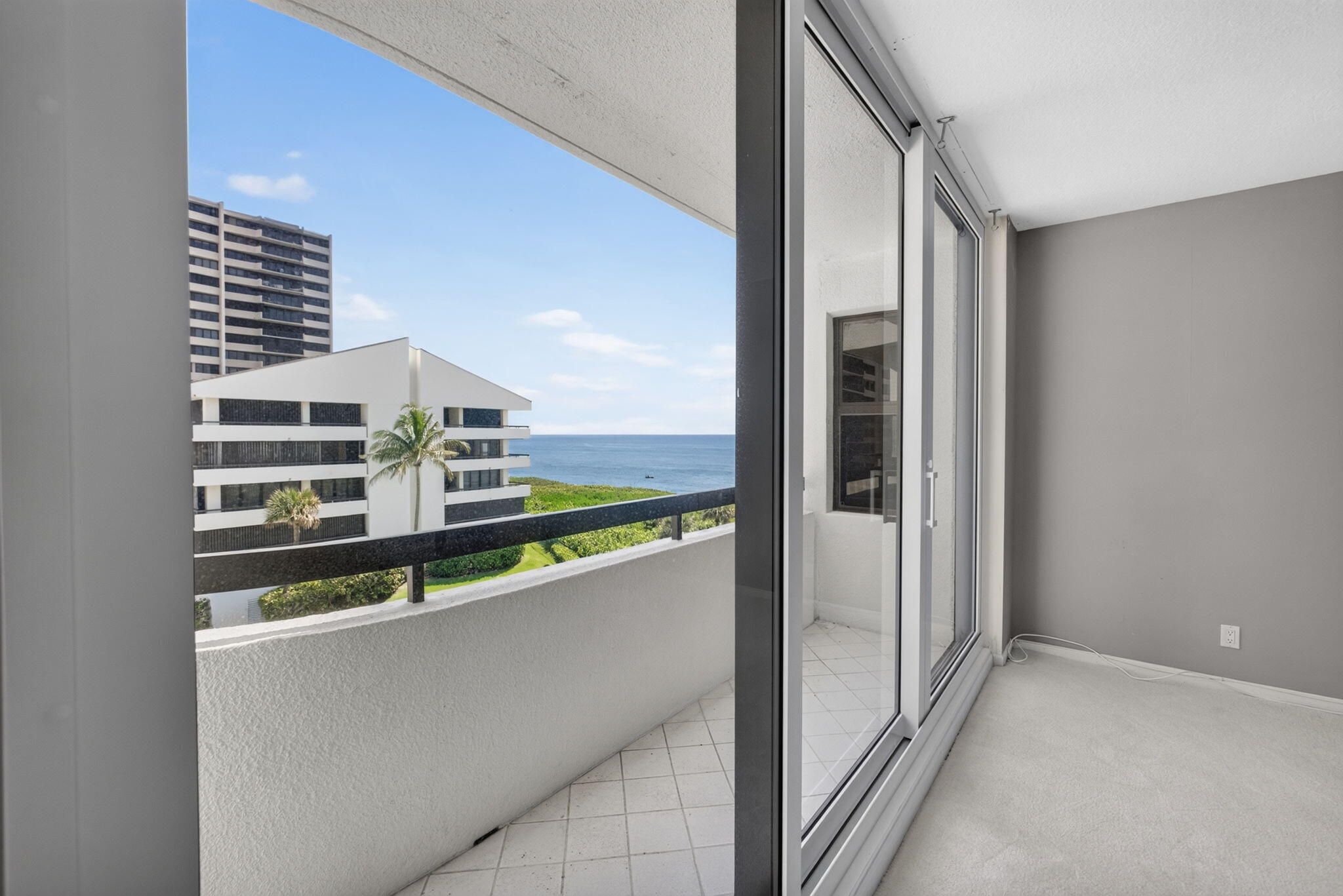 4000 N Ocean Drive 403