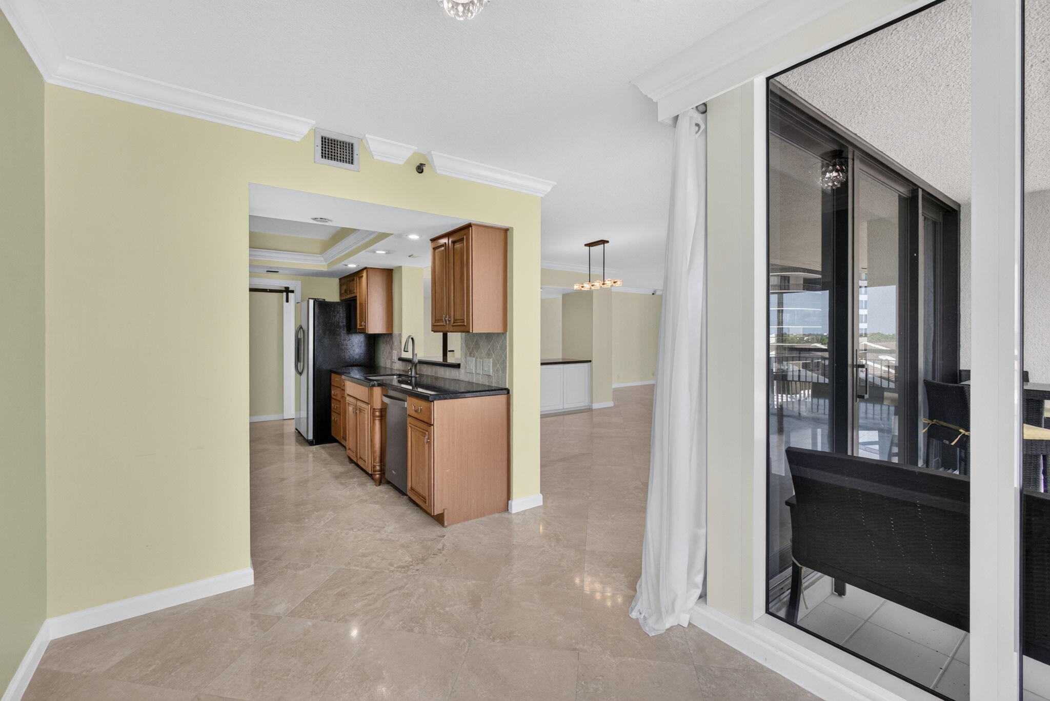 4000 N Ocean Drive 403