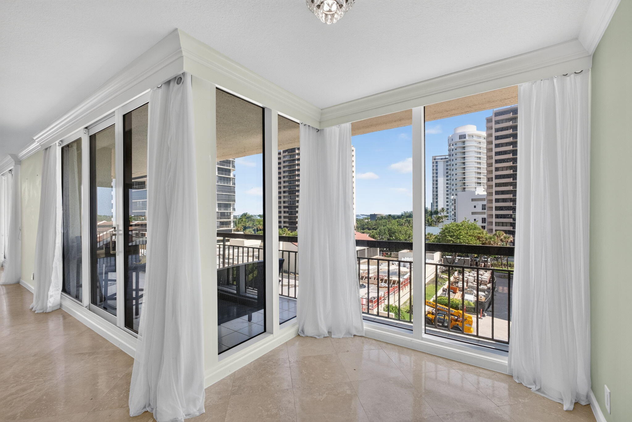 4000 N Ocean Drive 403