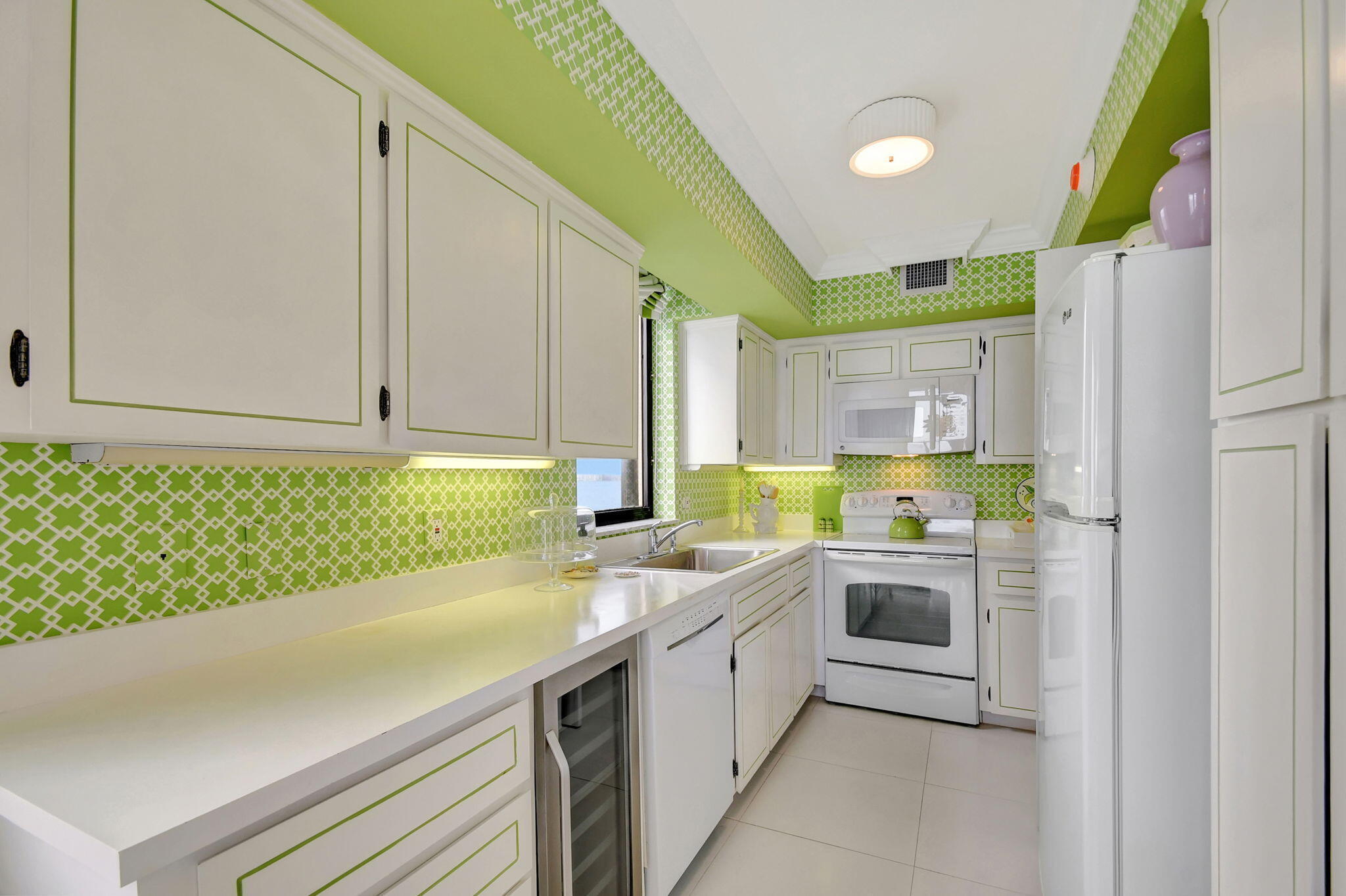 5380 N Ocean Drive 7C