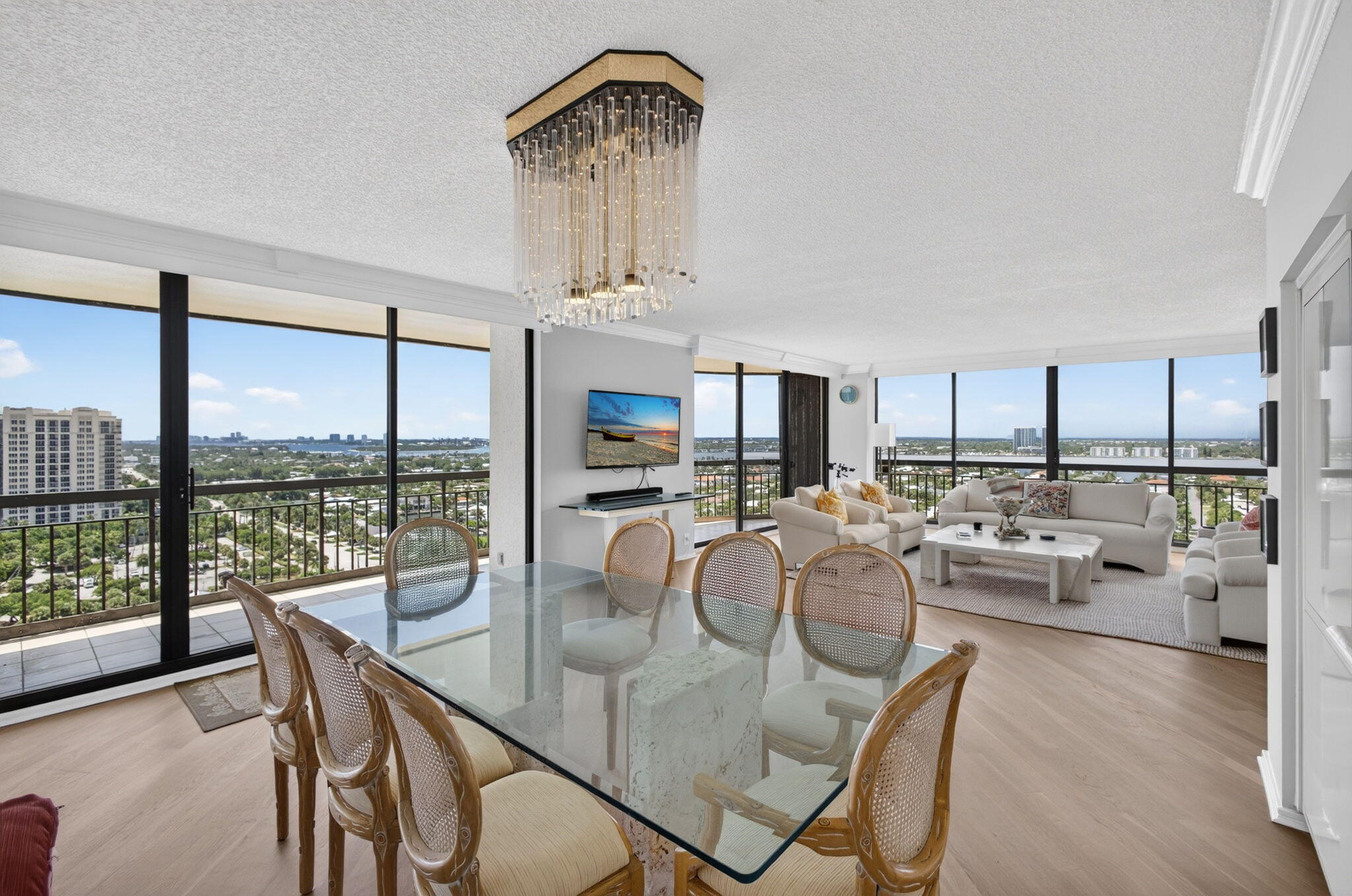 4100 N OCEAN Drive 1904