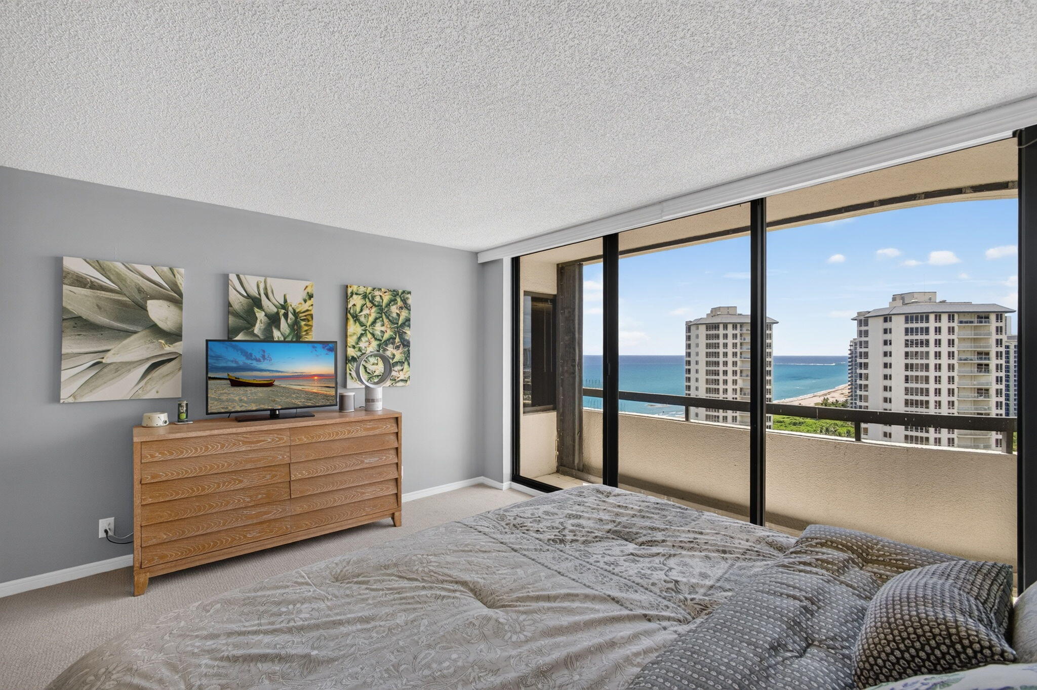 4100 N OCEAN Drive 1904