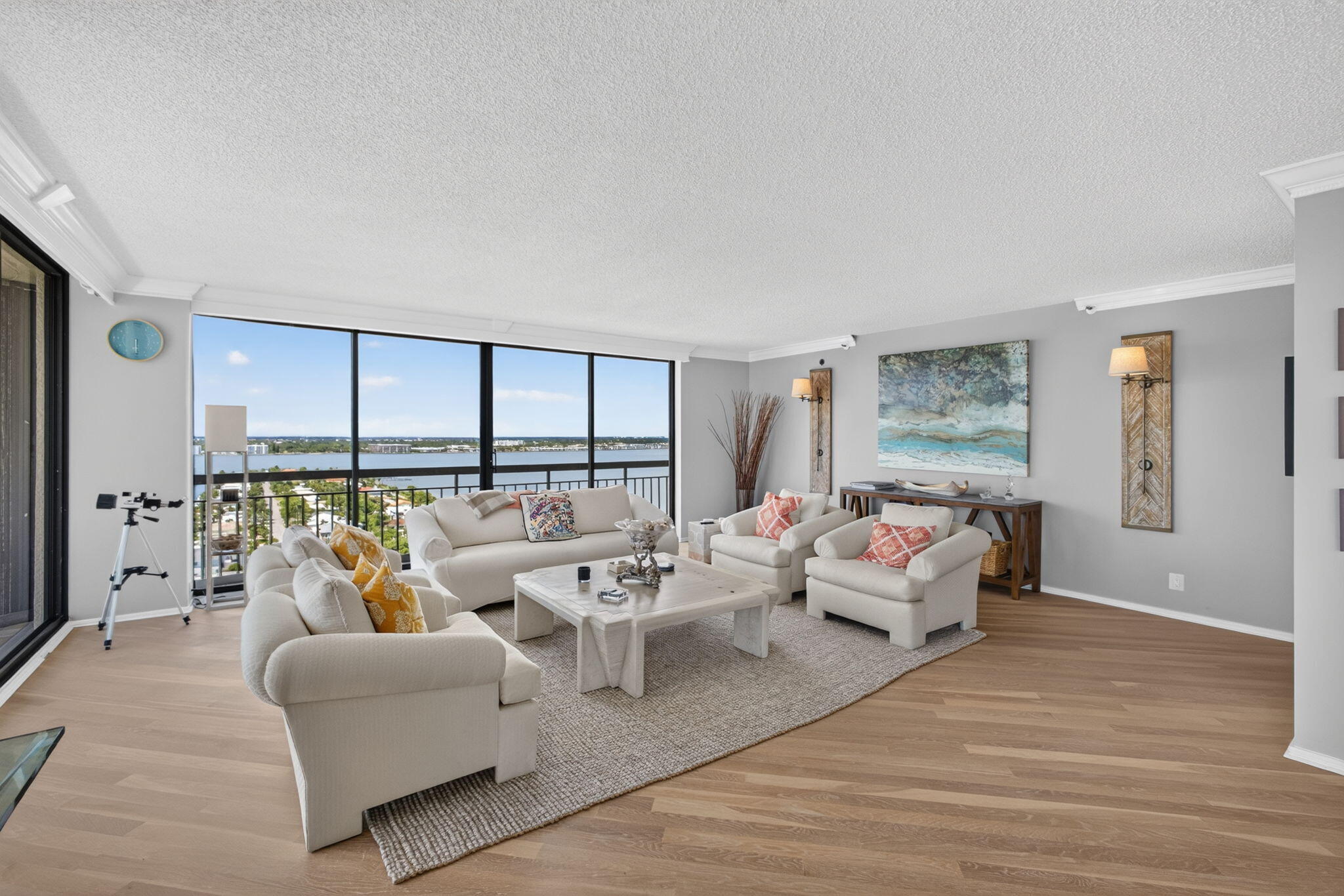 4100 N OCEAN Drive 1904