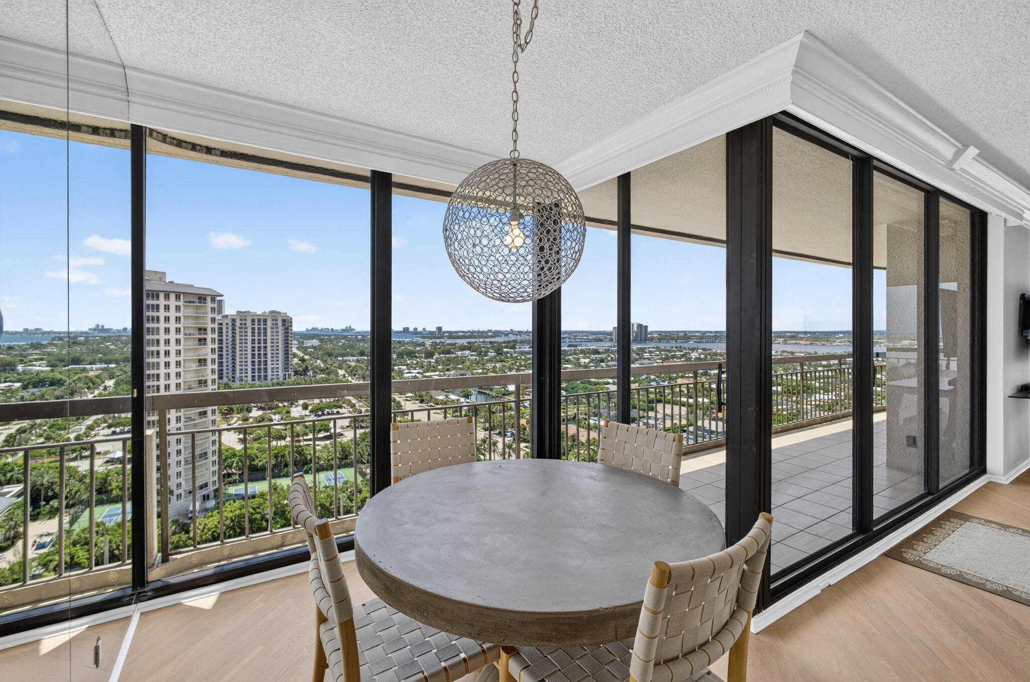 4100 N OCEAN Drive 1904