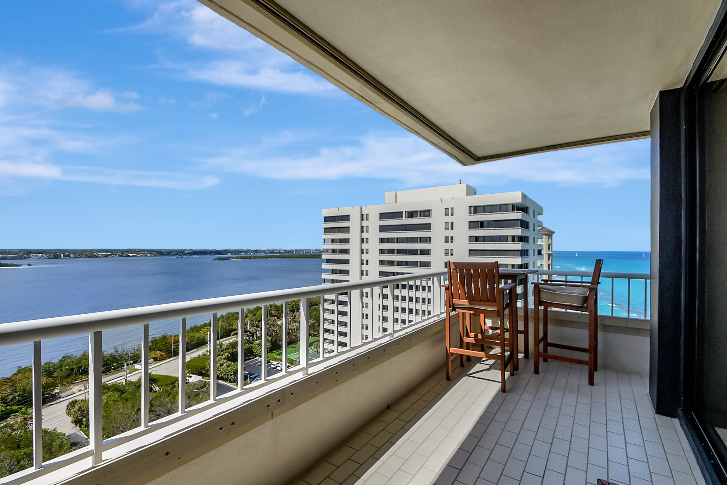 5250 N Ocean Drive Phn