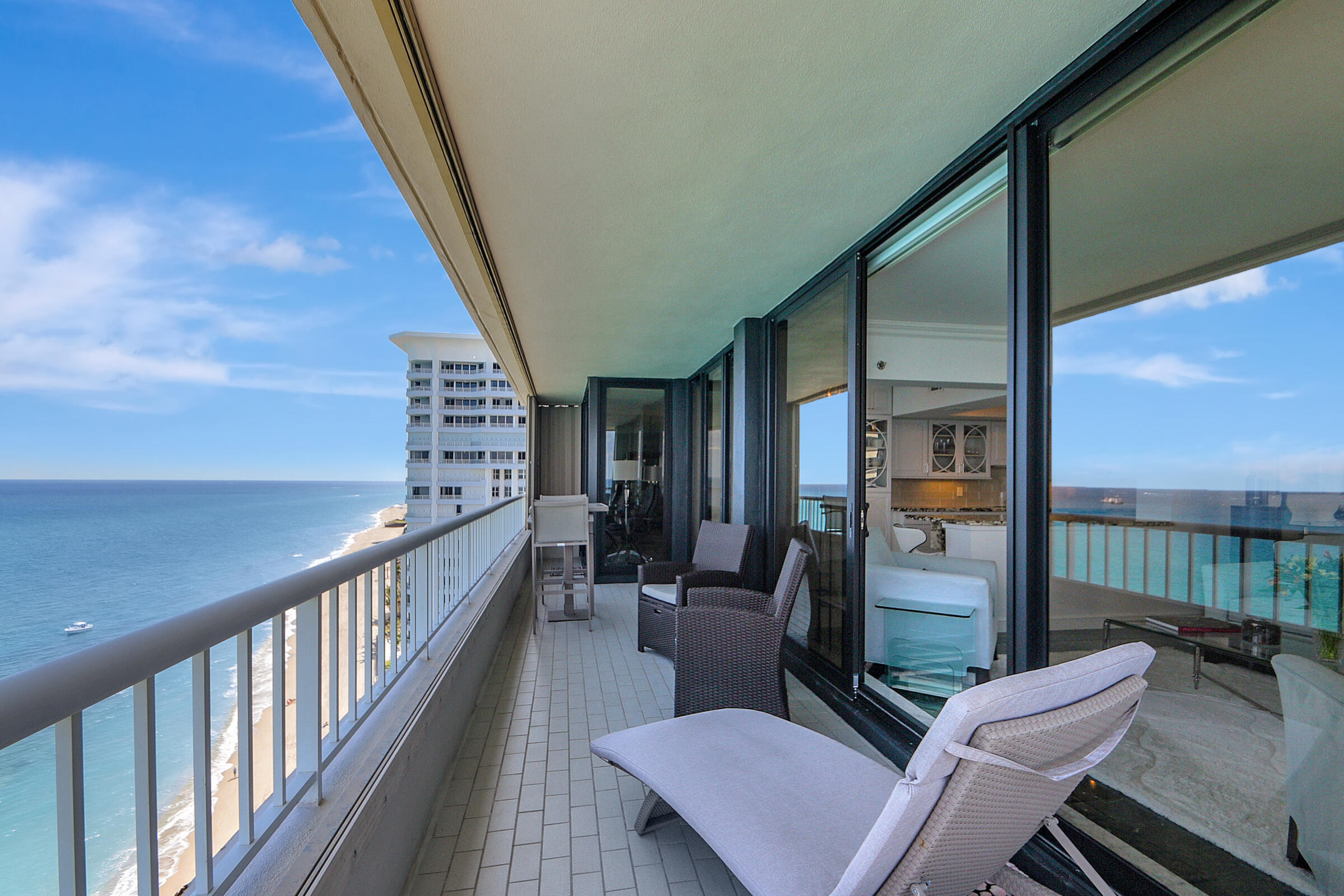 5250 N Ocean Drive Phn