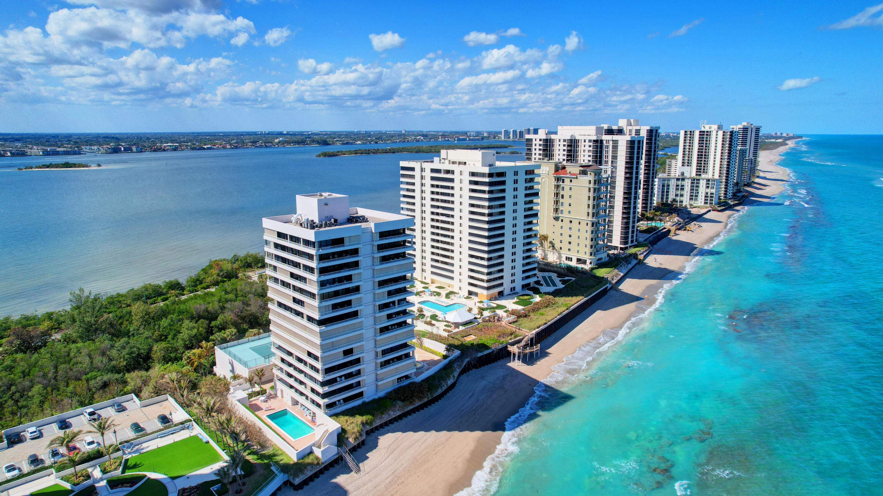 5250 N Ocean Drive Phn