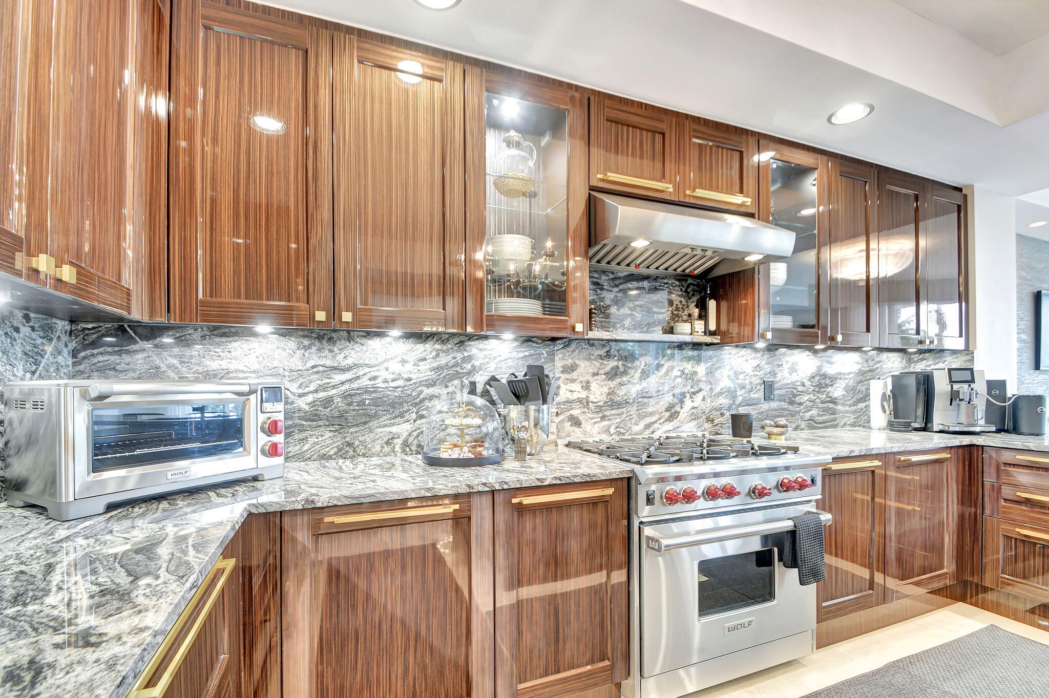 2700 N Ocean Drive 304a