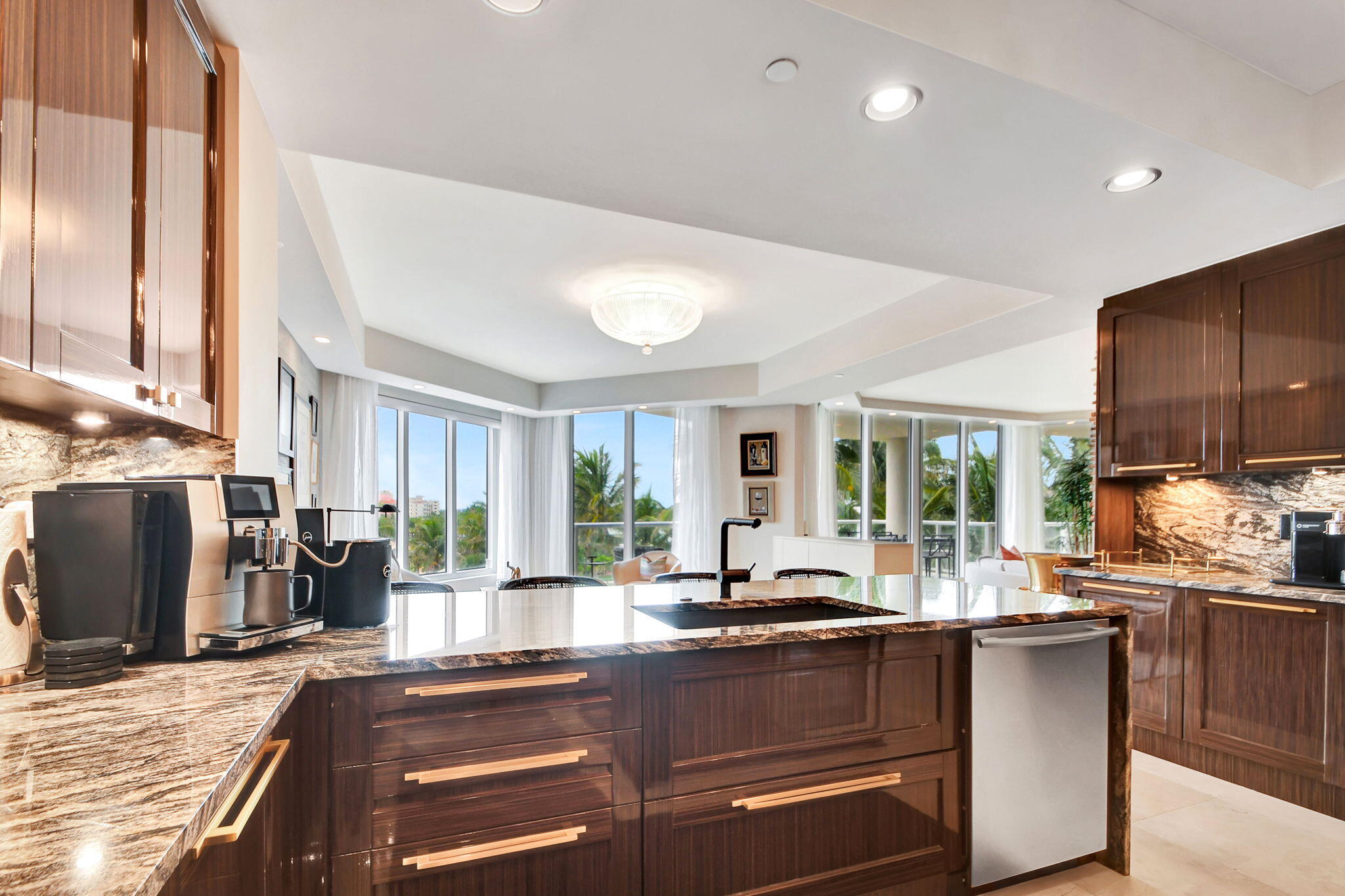 2700 N Ocean Drive 304a