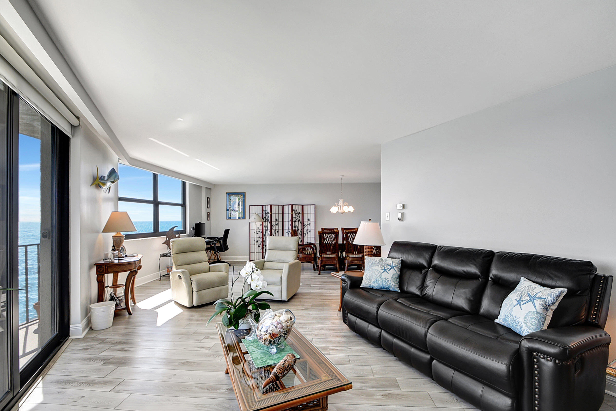 5420 N Ocean Drive 301