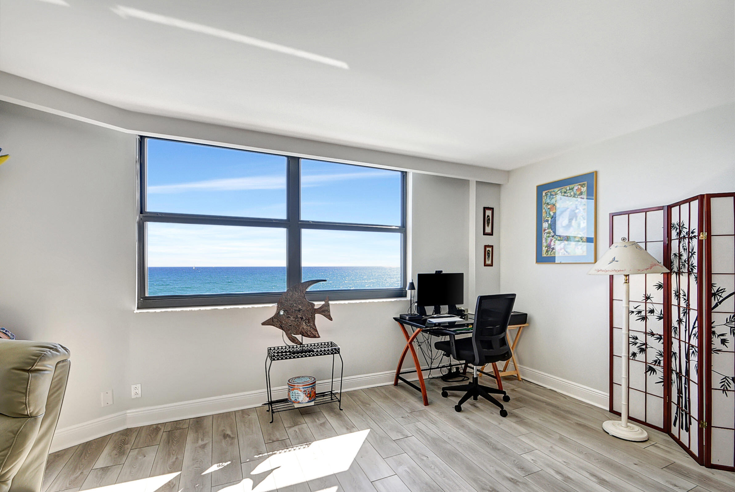 5420 N Ocean Drive 301