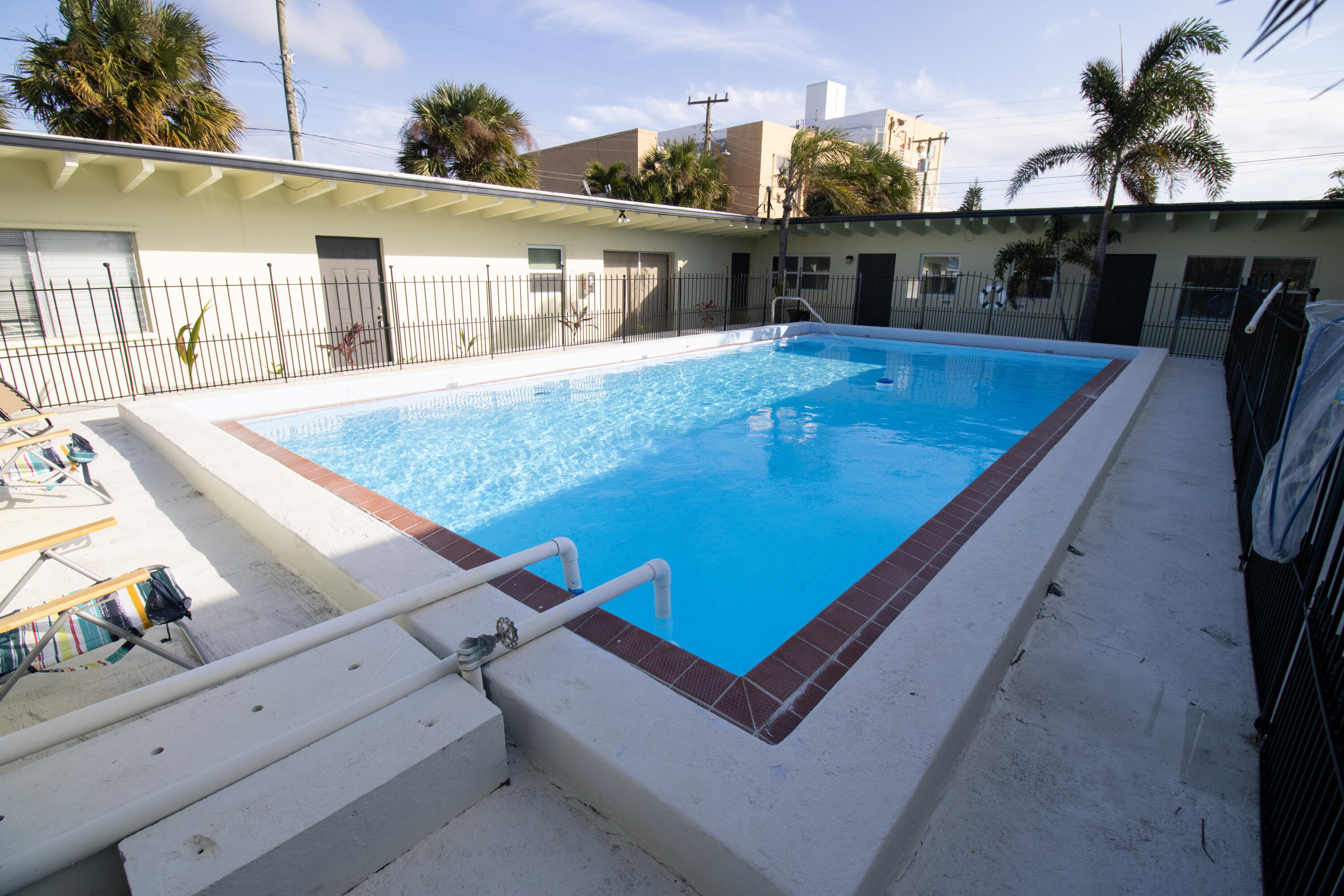 1257 Island Road 2