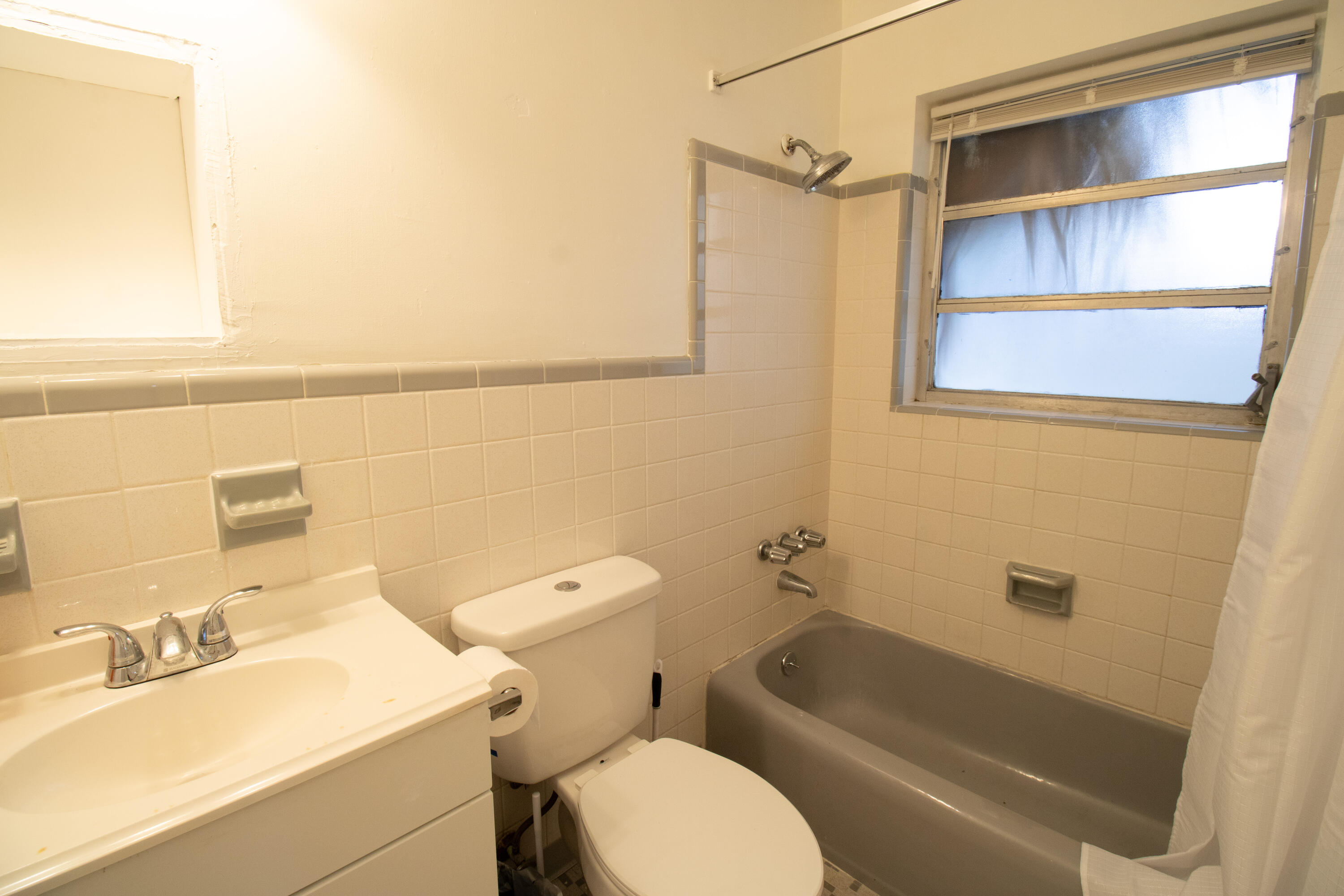 1257 Island Road 7