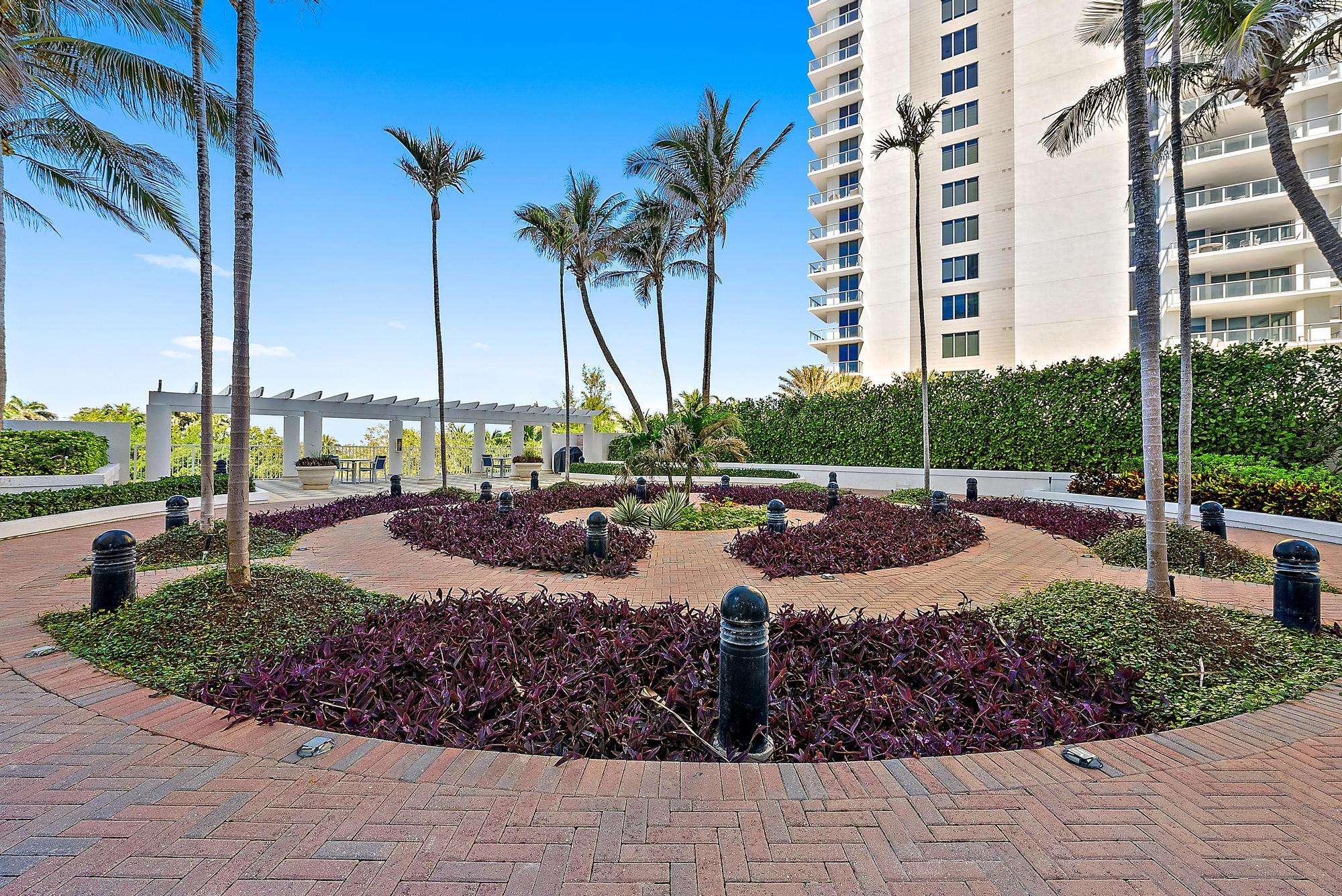 4600 N Ocean Drive 402