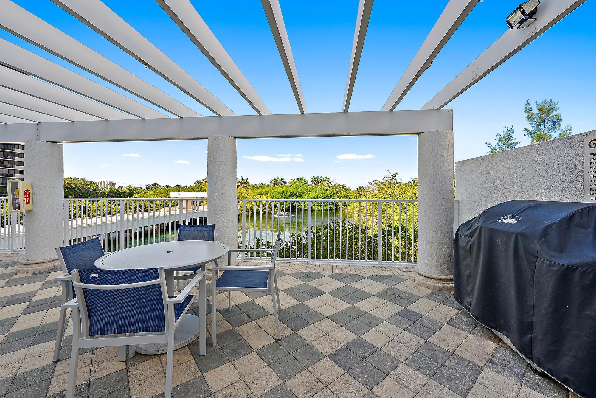 4600 N Ocean Drive 402