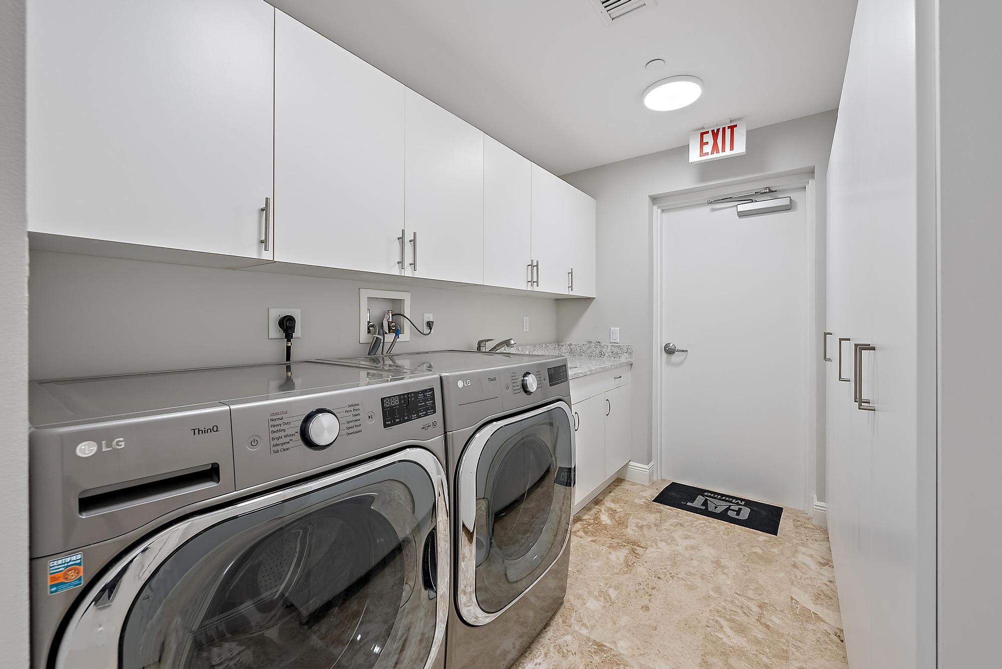 4600 N Ocean Drive 402