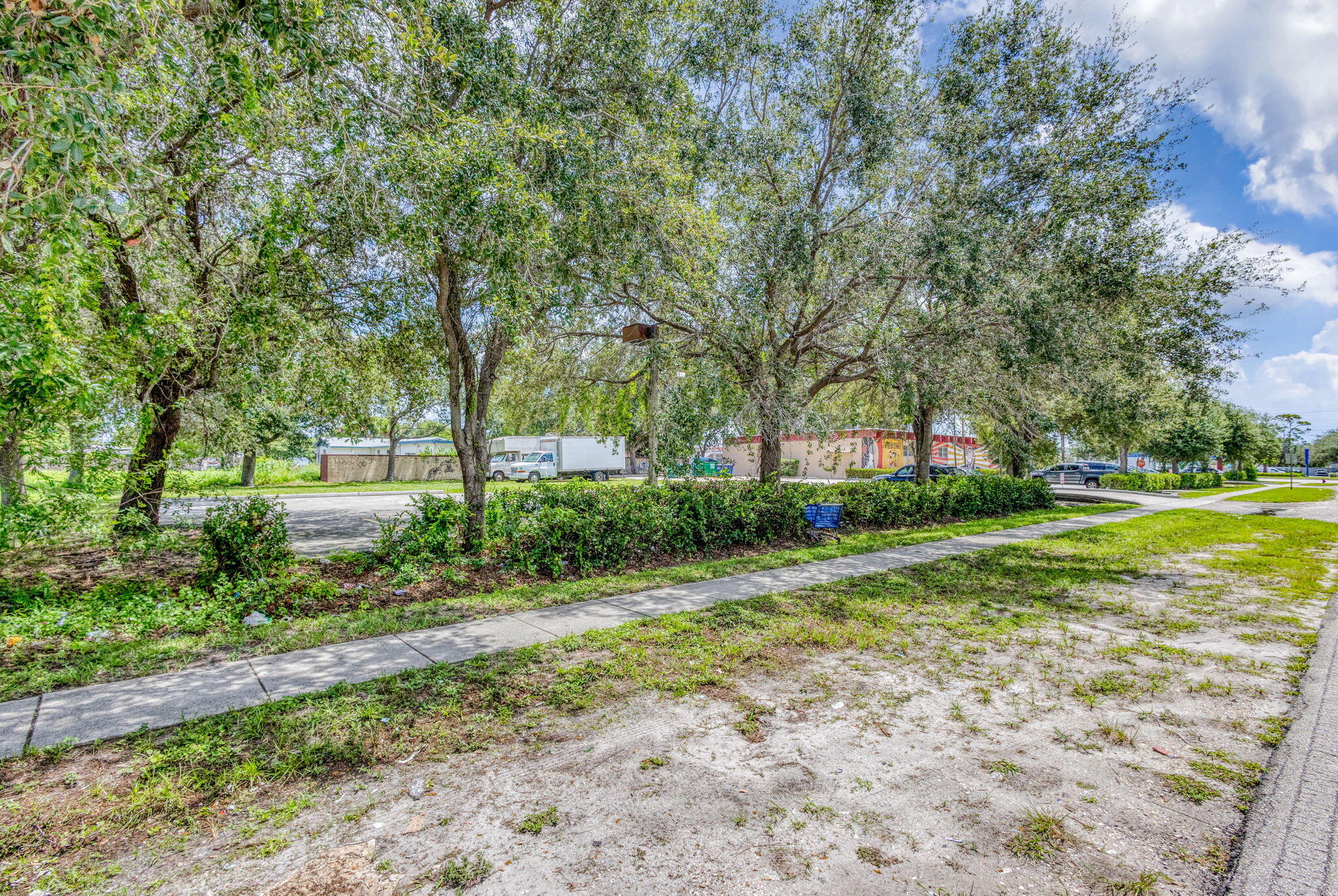 691 N Military Trail