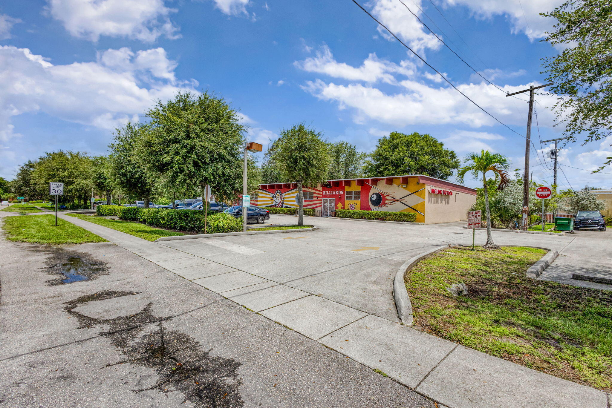 691 N Military Trail