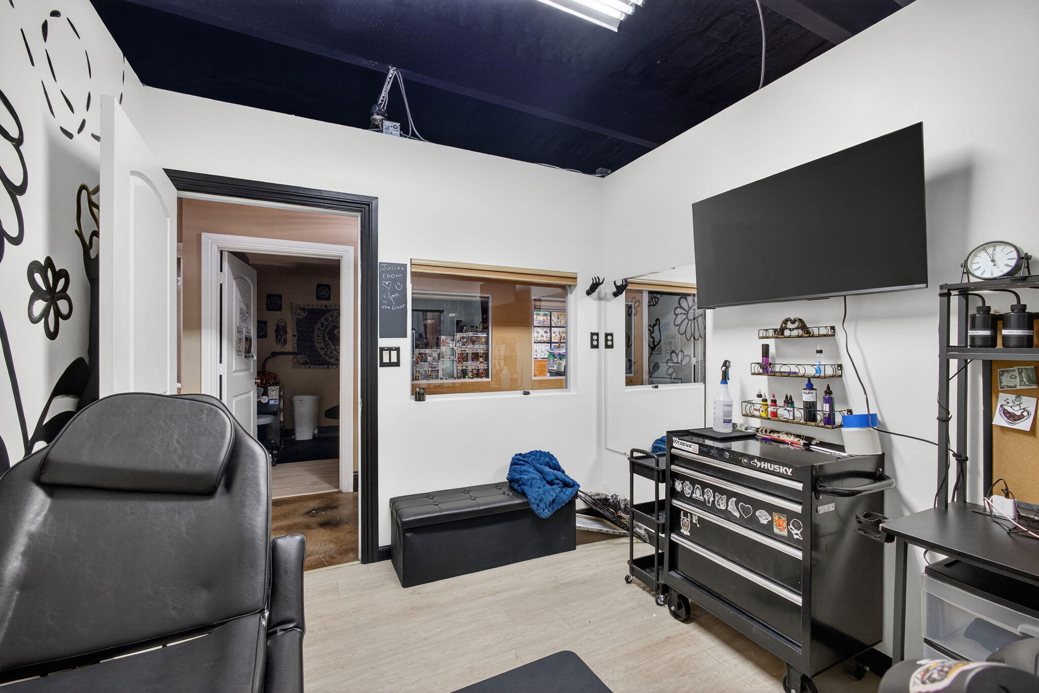 691 N Military Trail