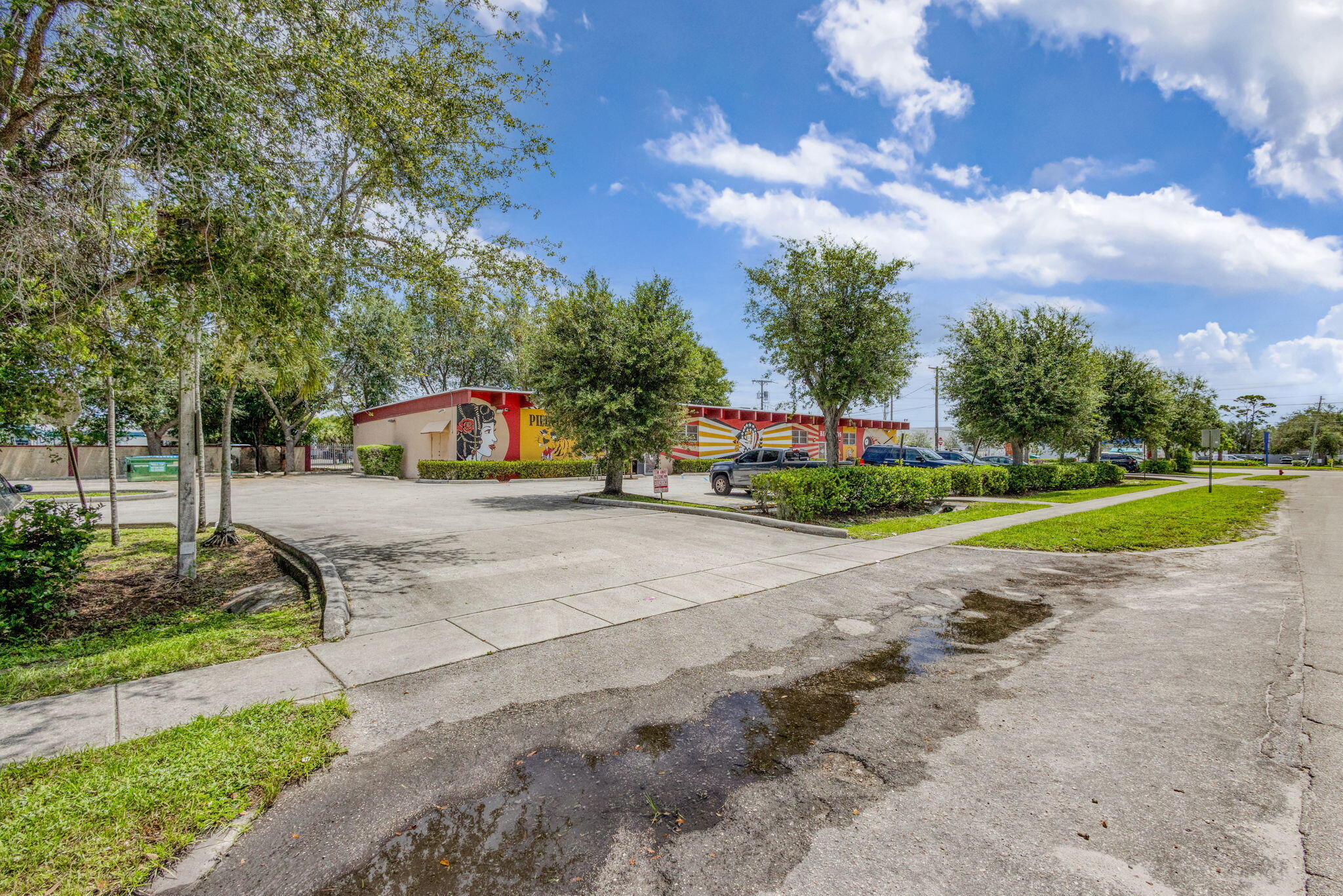691 N Military Trail