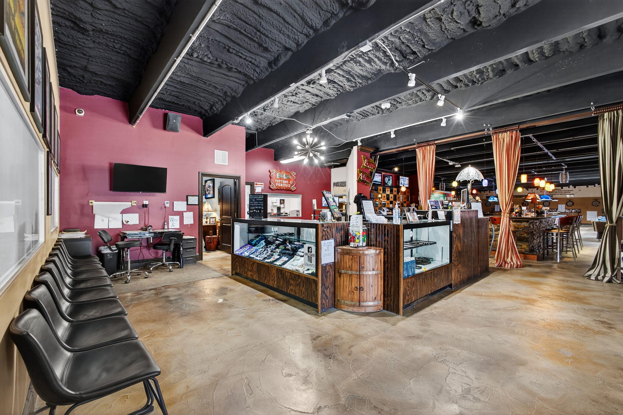 691 N Military Trail