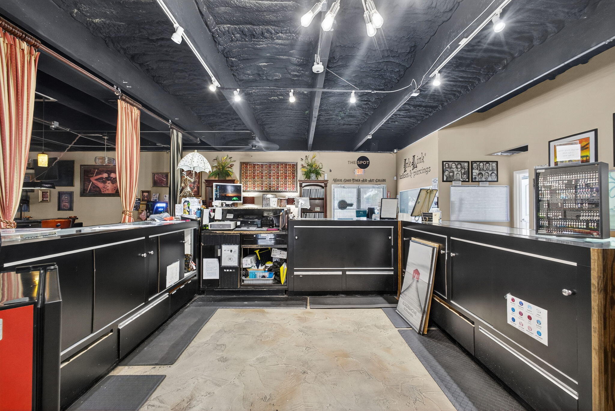 691 N Military Trail