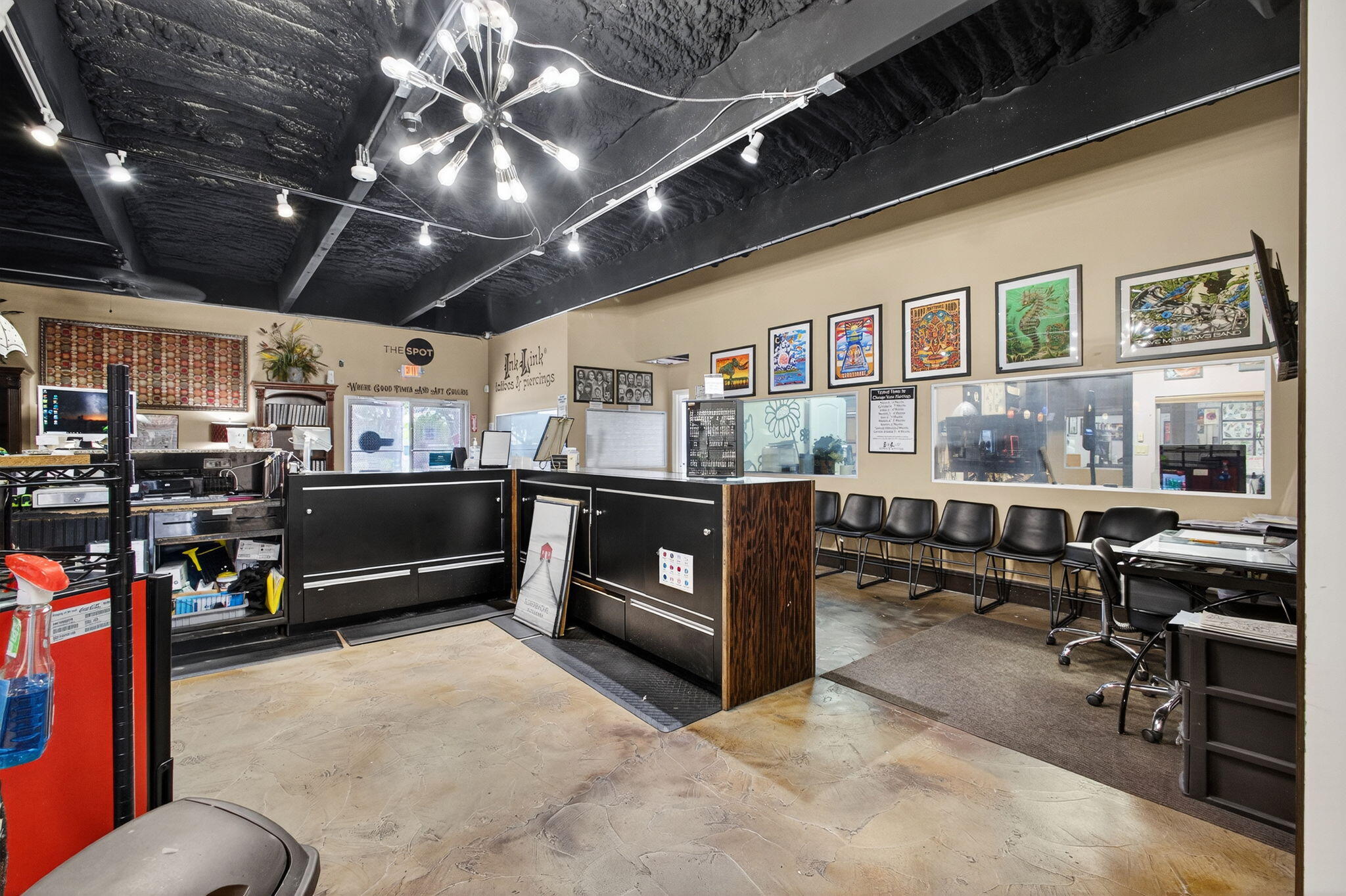 691 N Military Trail