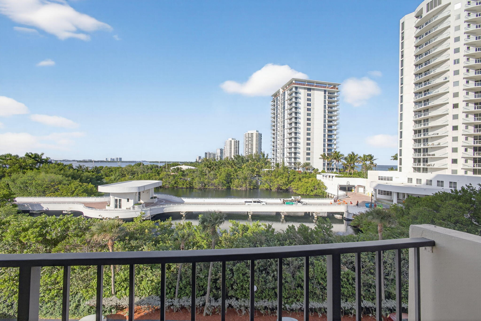 4200 N Ocean Drive 2-406