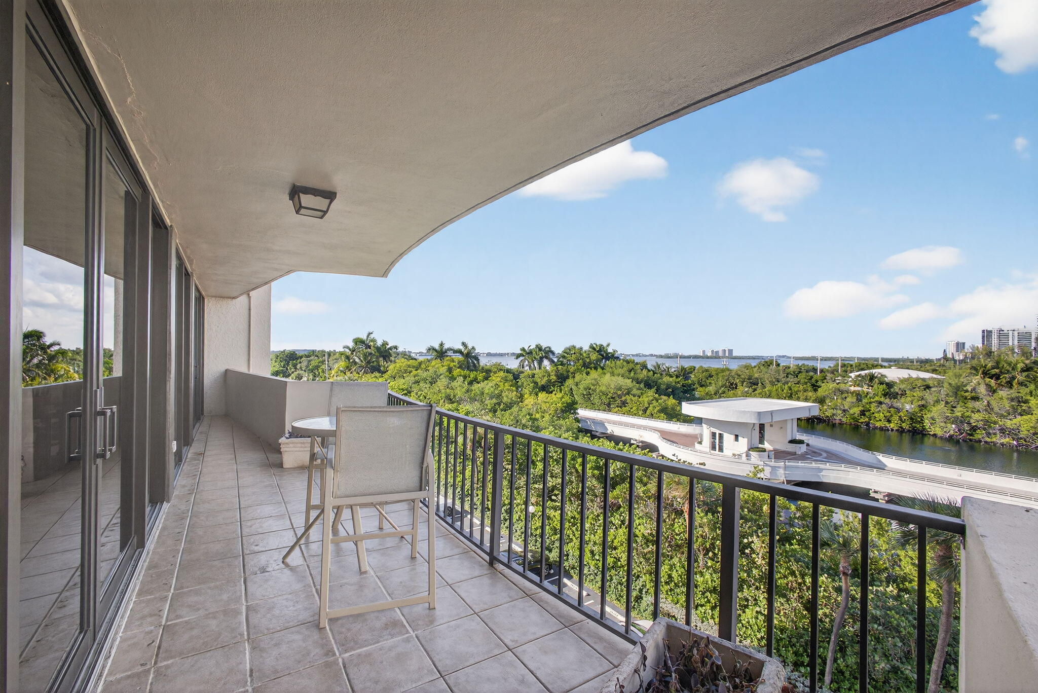4200 N Ocean Drive 2-406