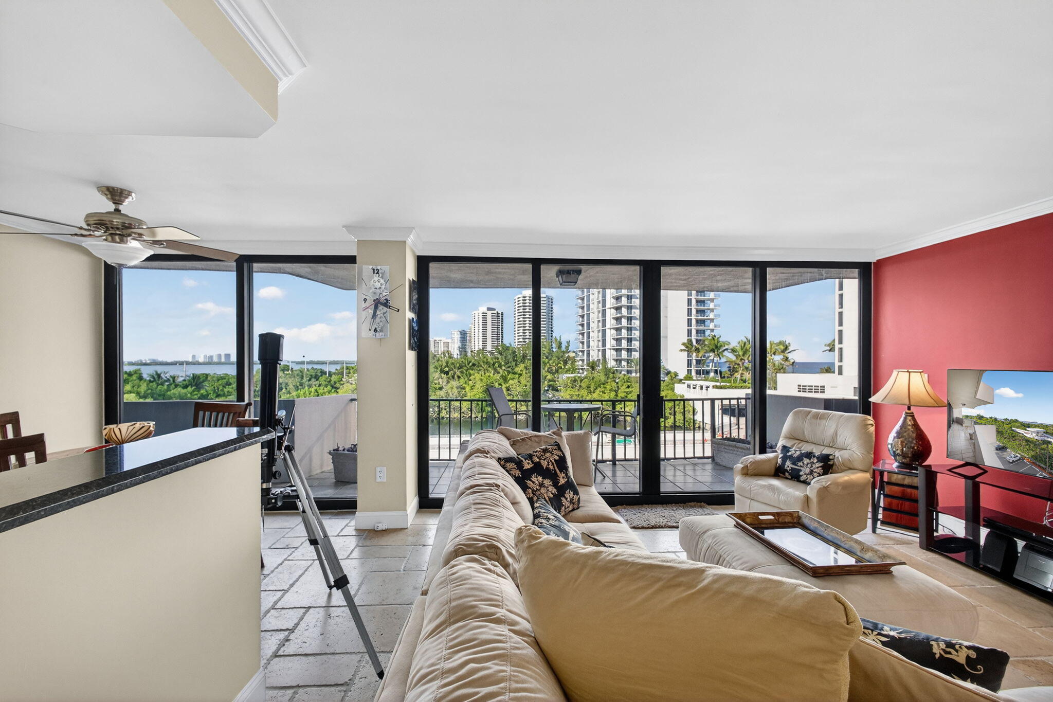 4200 N Ocean Drive 2-406